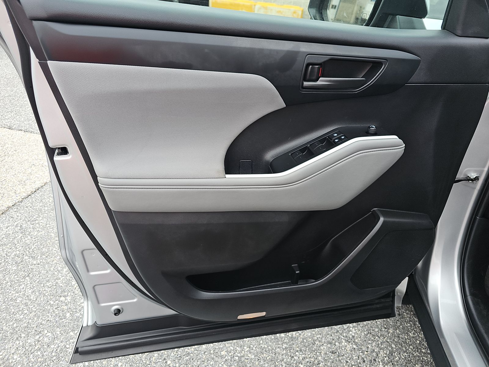 TOYOTA PRIUS - 10