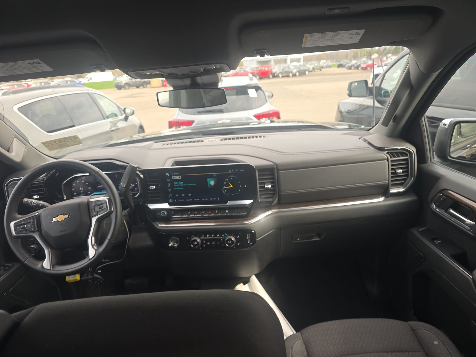 2024 Chevrolet Silverado 1500 LT AWD