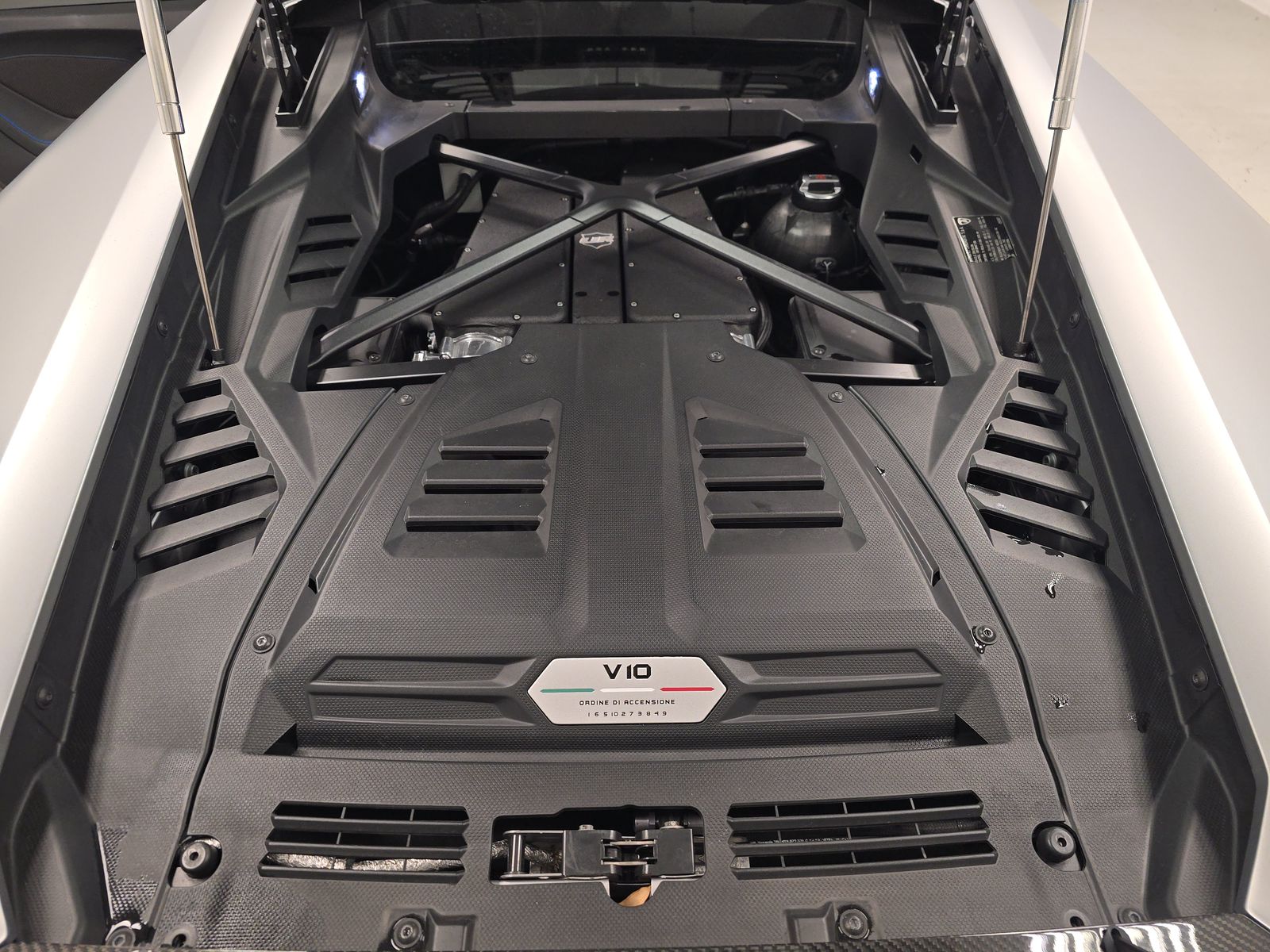 2020 Lamborghini Huracan EVO AWD