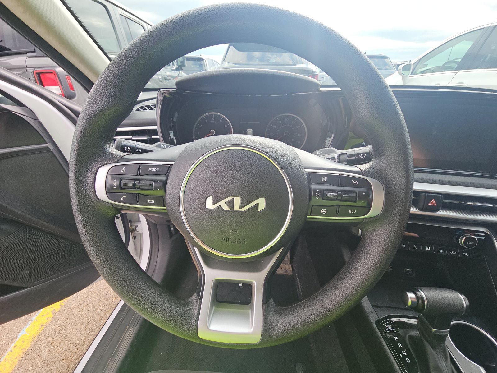 2023 Kia K5 LXS FWD