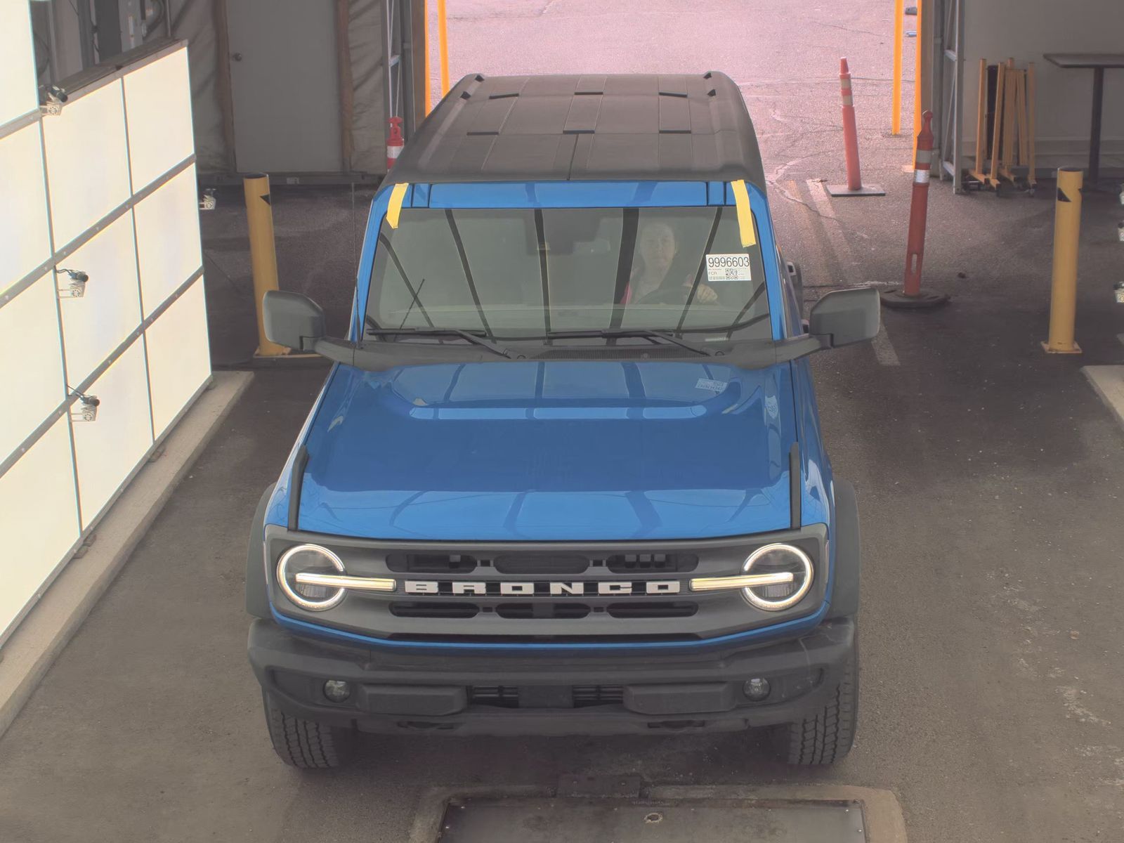 FORD BRONCO - 3