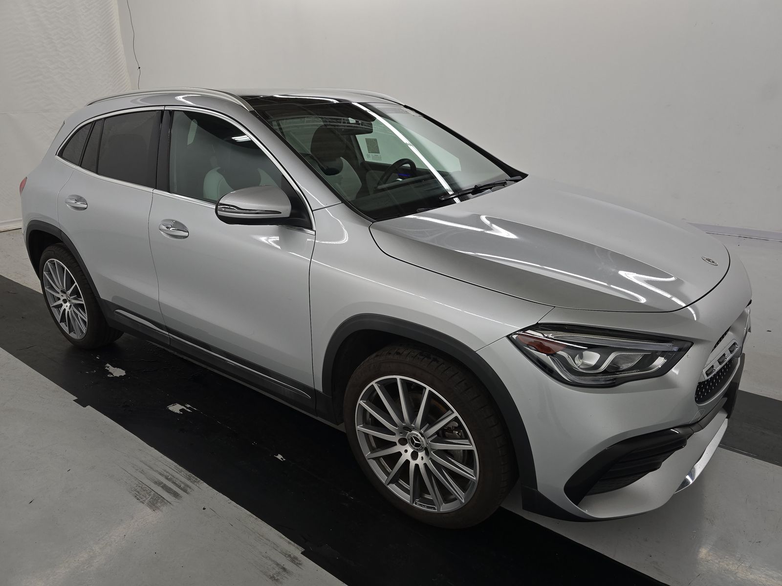 MERCEDES-BENZ GLA-CLASS - 4