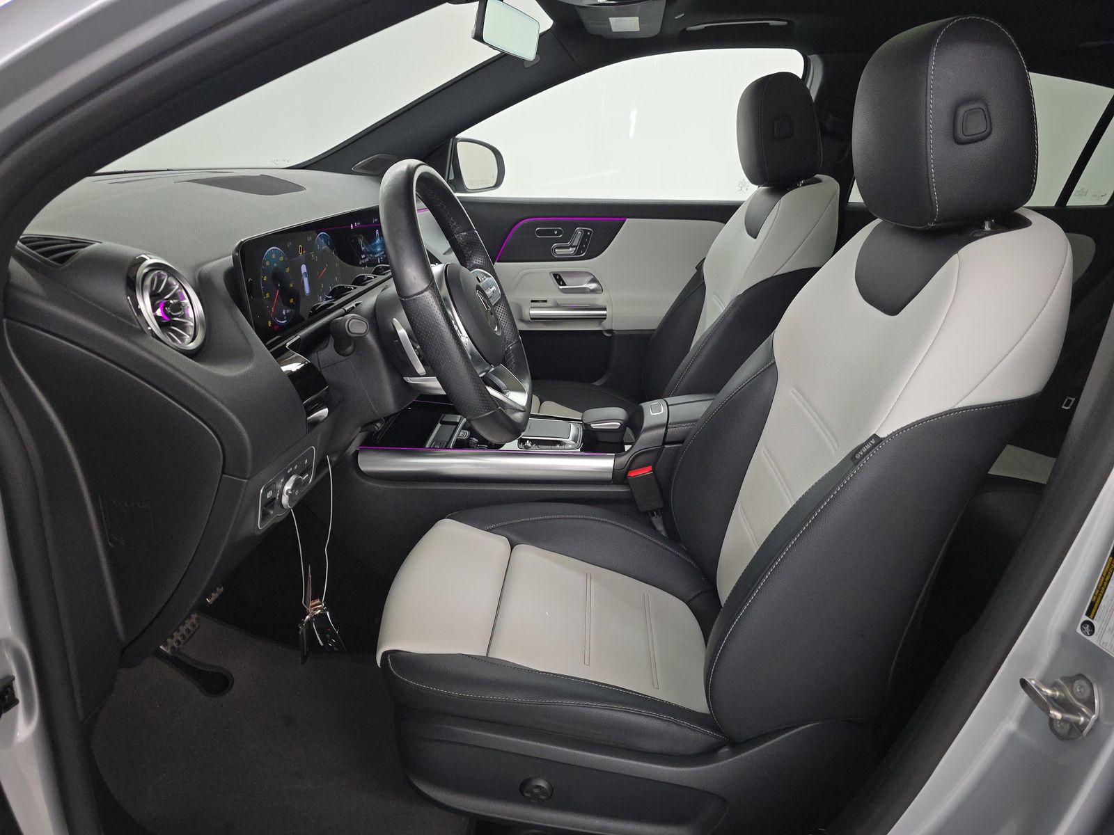 MERCEDES-BENZ GLA-CLASS - 8