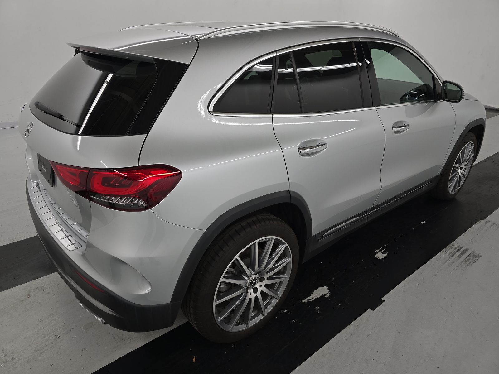 MERCEDES-BENZ GLA-CLASS - 5