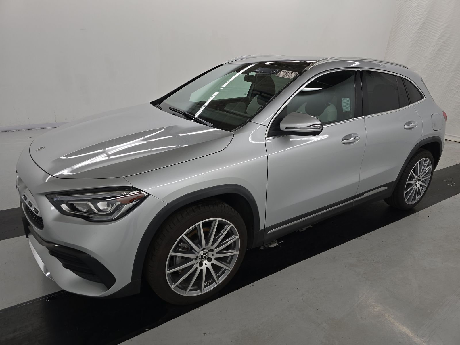 MERCEDES-BENZ GLA-CLASS - 1