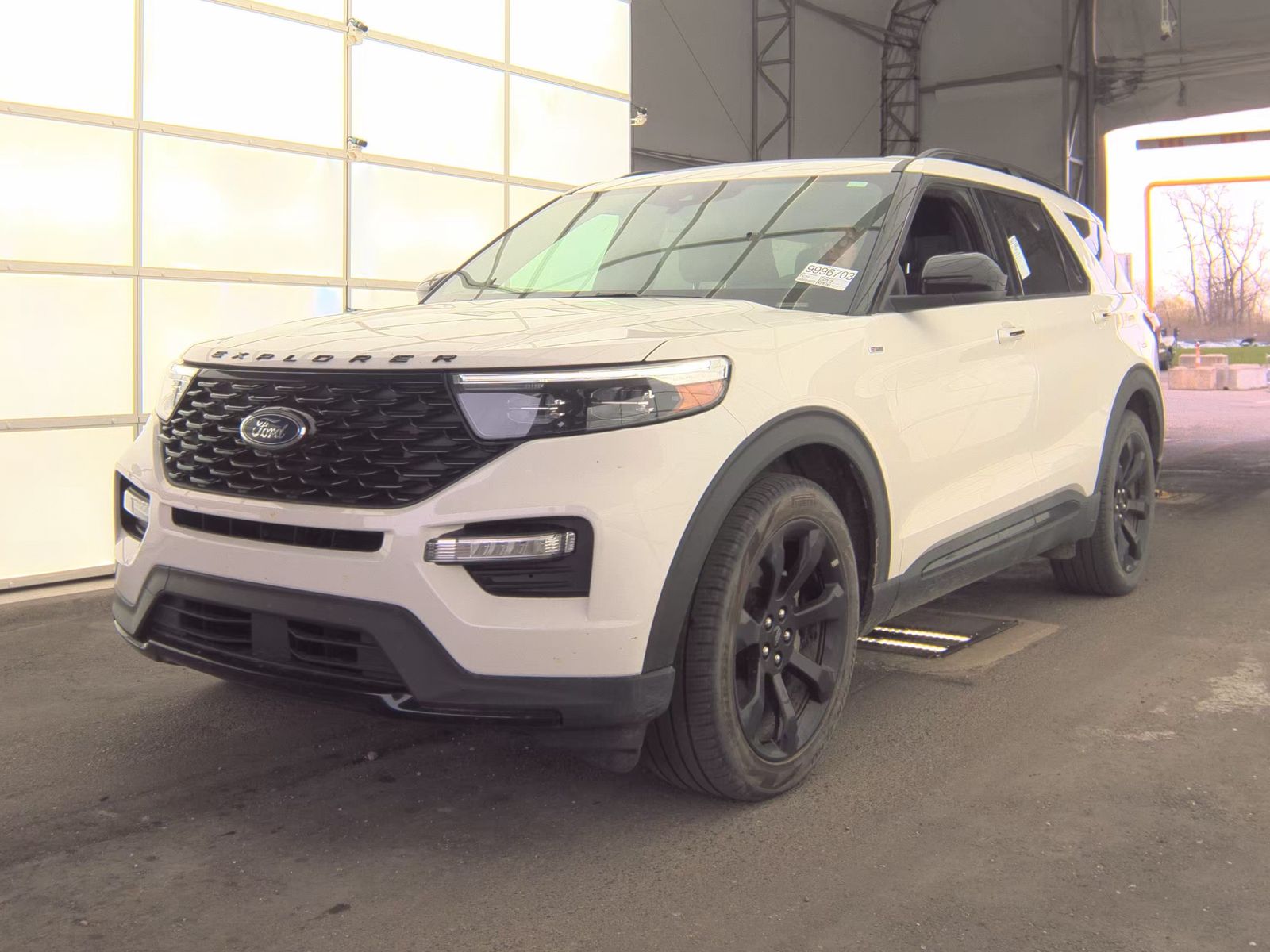FORD EXPLORER - 1