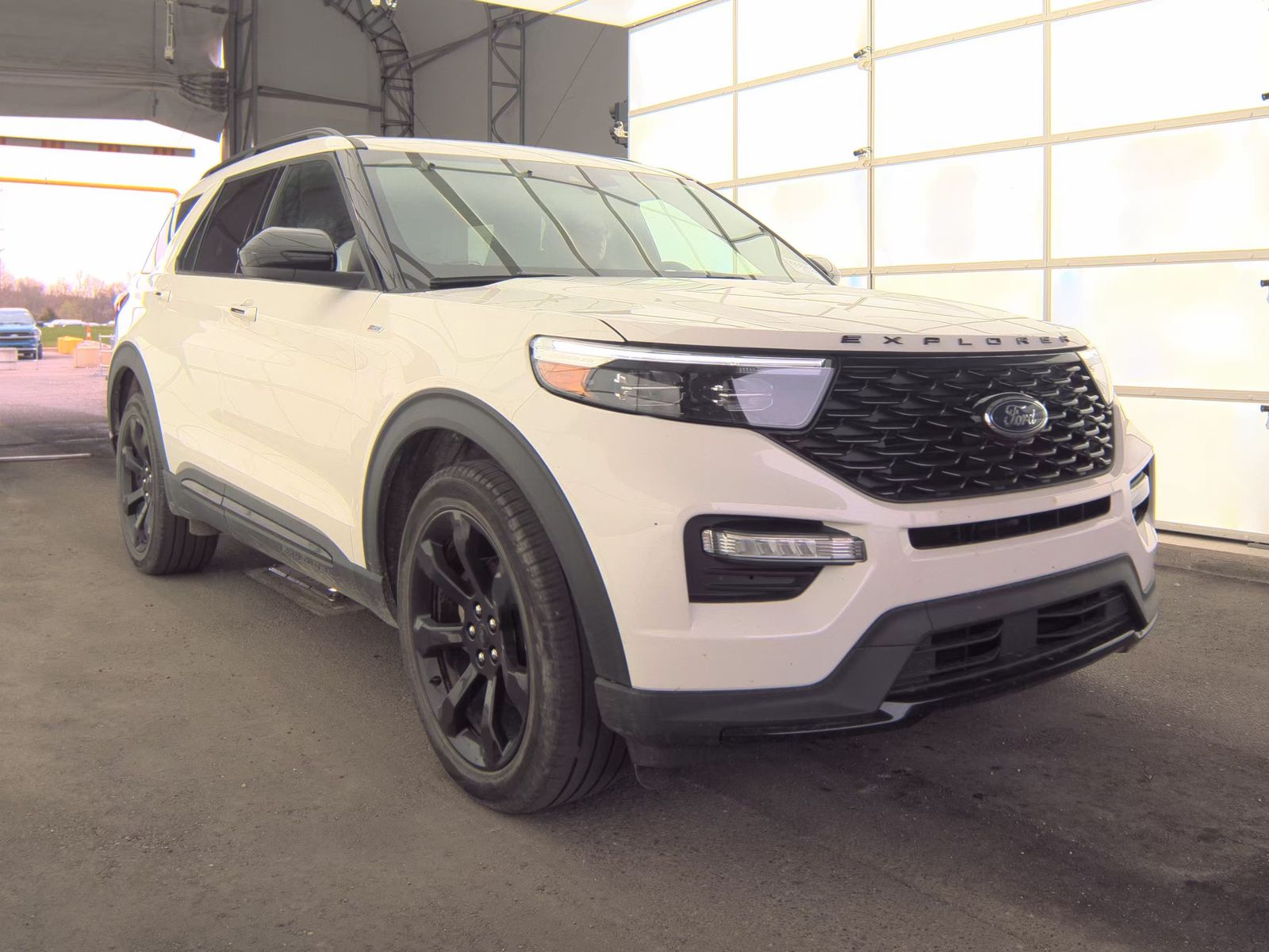 FORD EXPLORER - 5