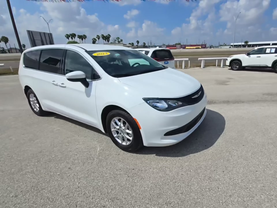 CHRYSLER VOYAGER - 4