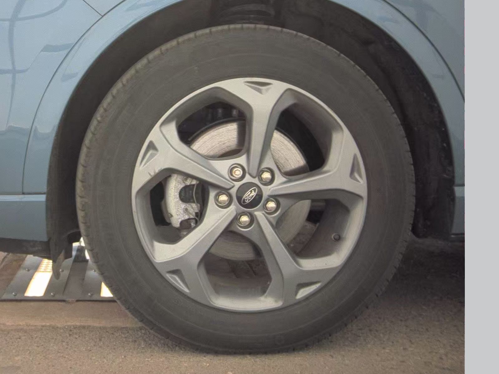 FORD ESCAPE - 10