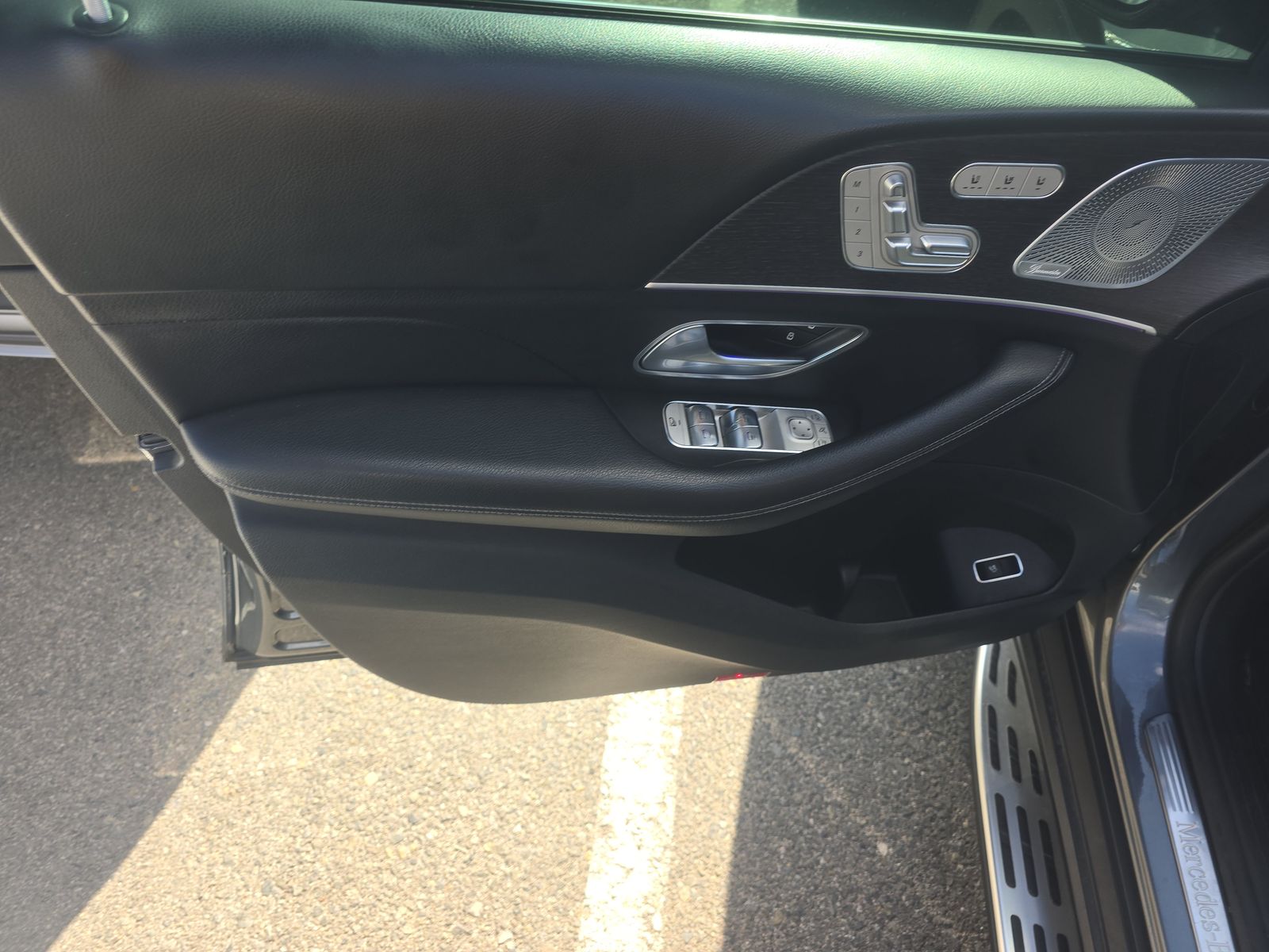 MERCEDES-BENZ GLS - 10