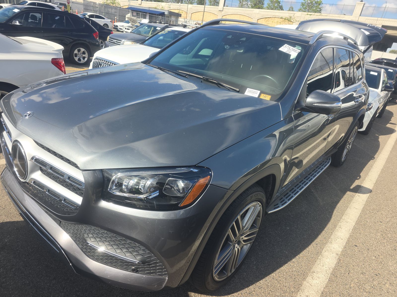 MERCEDES-BENZ GLS - 1