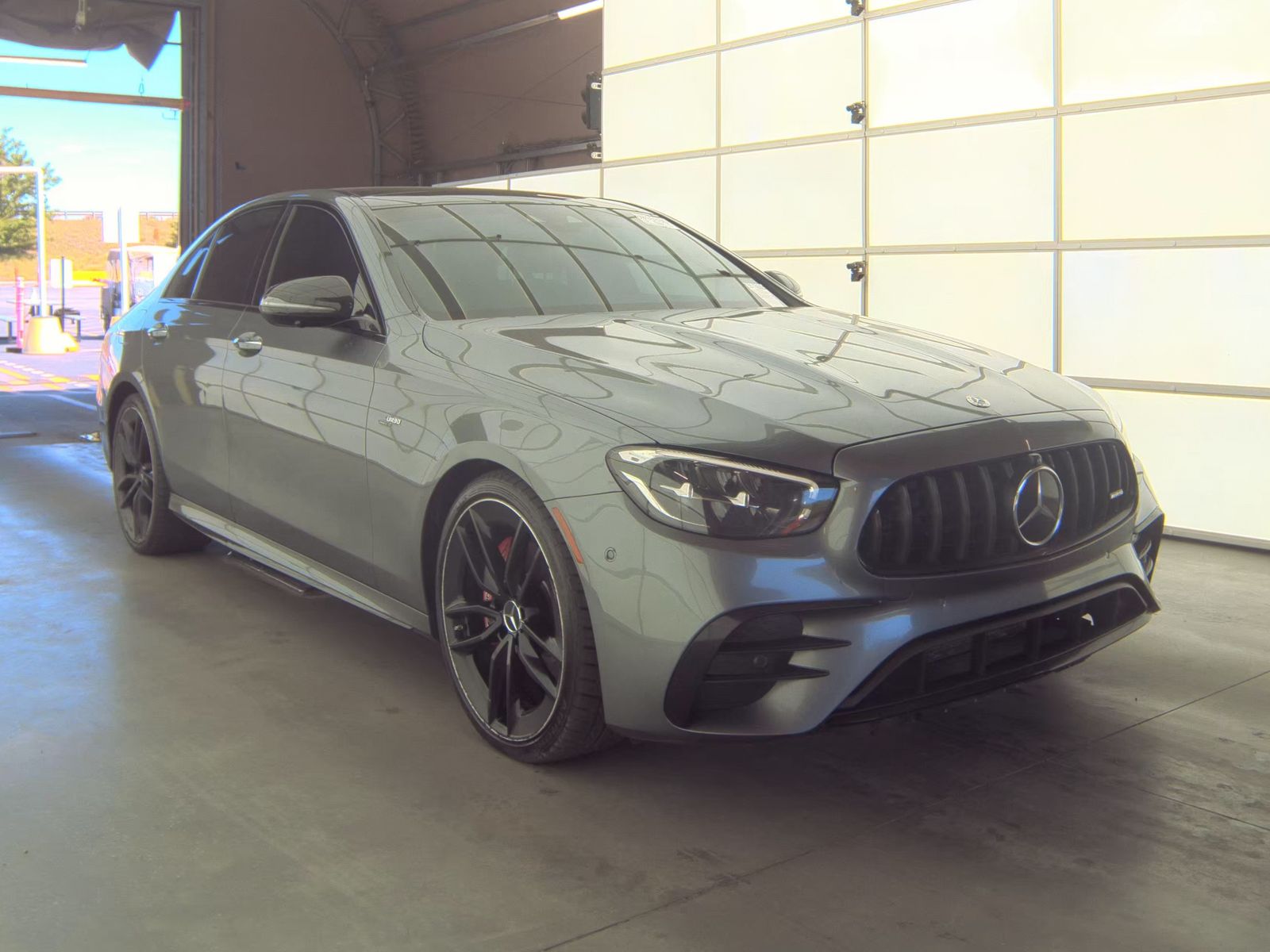 MERCEDES-BENZ E-CLASS - 5