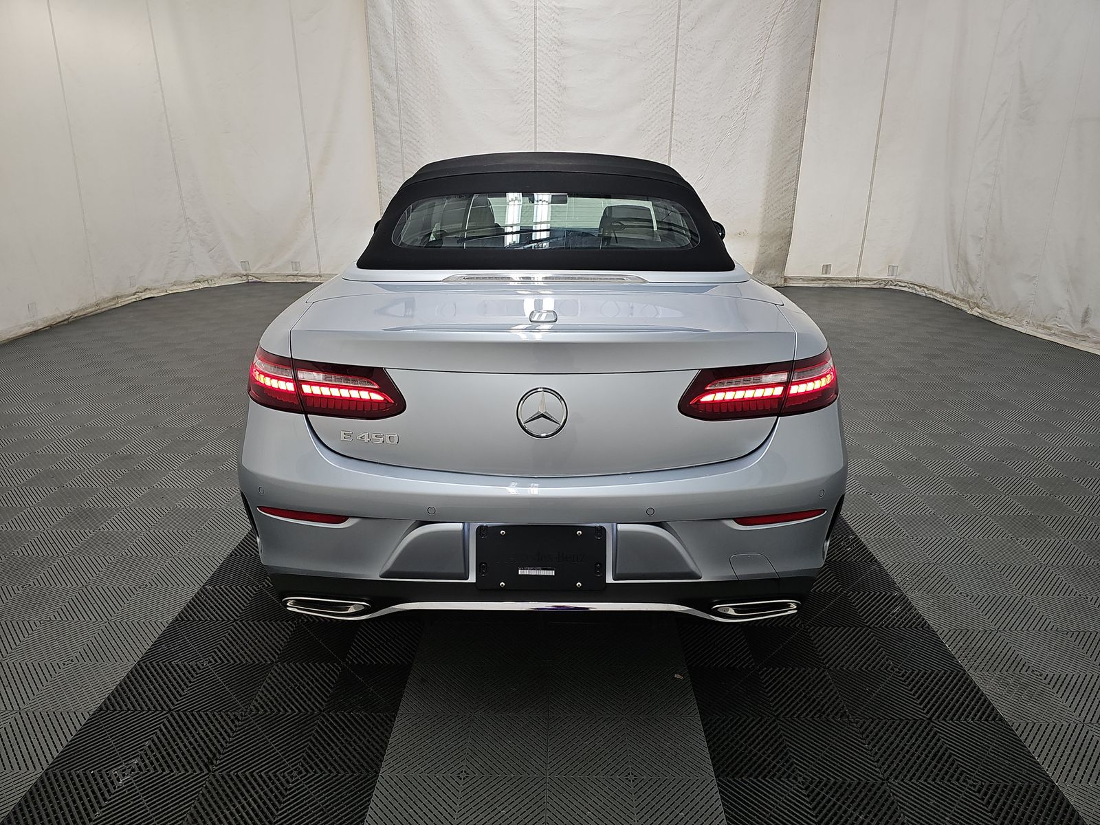 MERCEDES-BENZ E-CLASS - 6