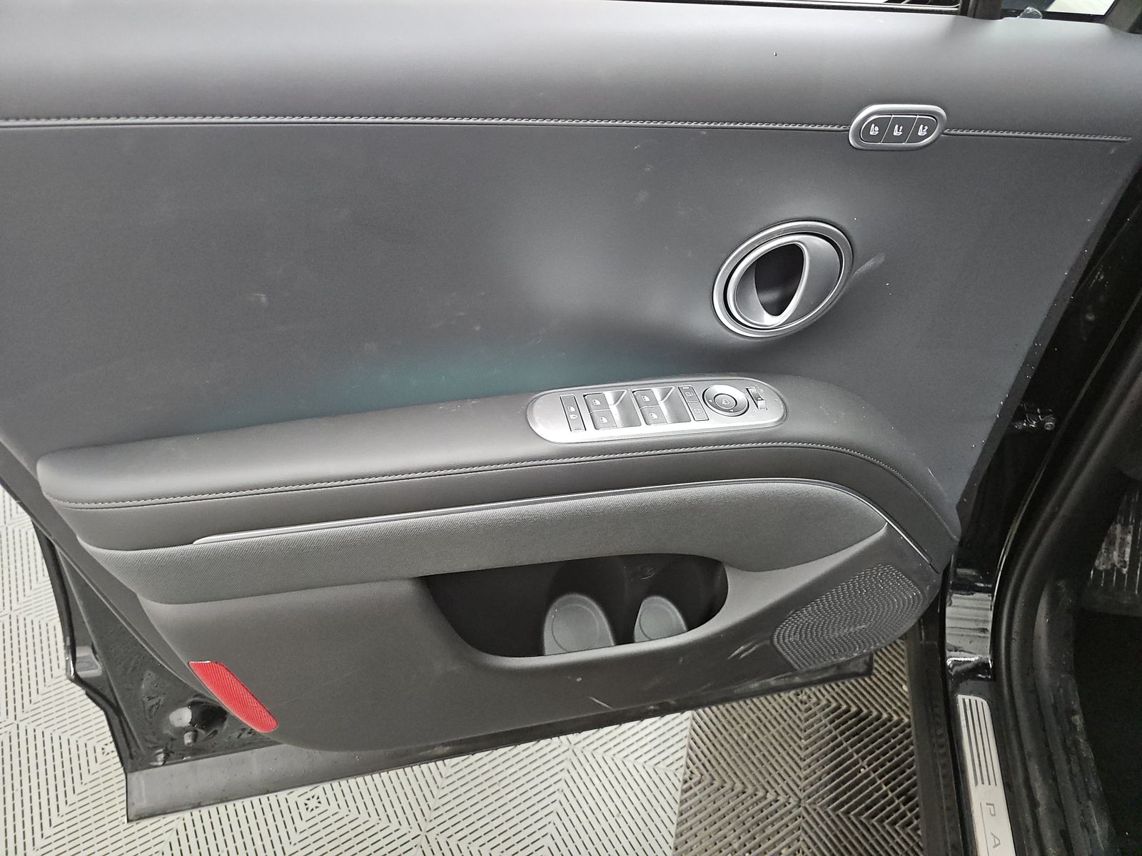 HYUNDAI CALLIGRAPH - 10