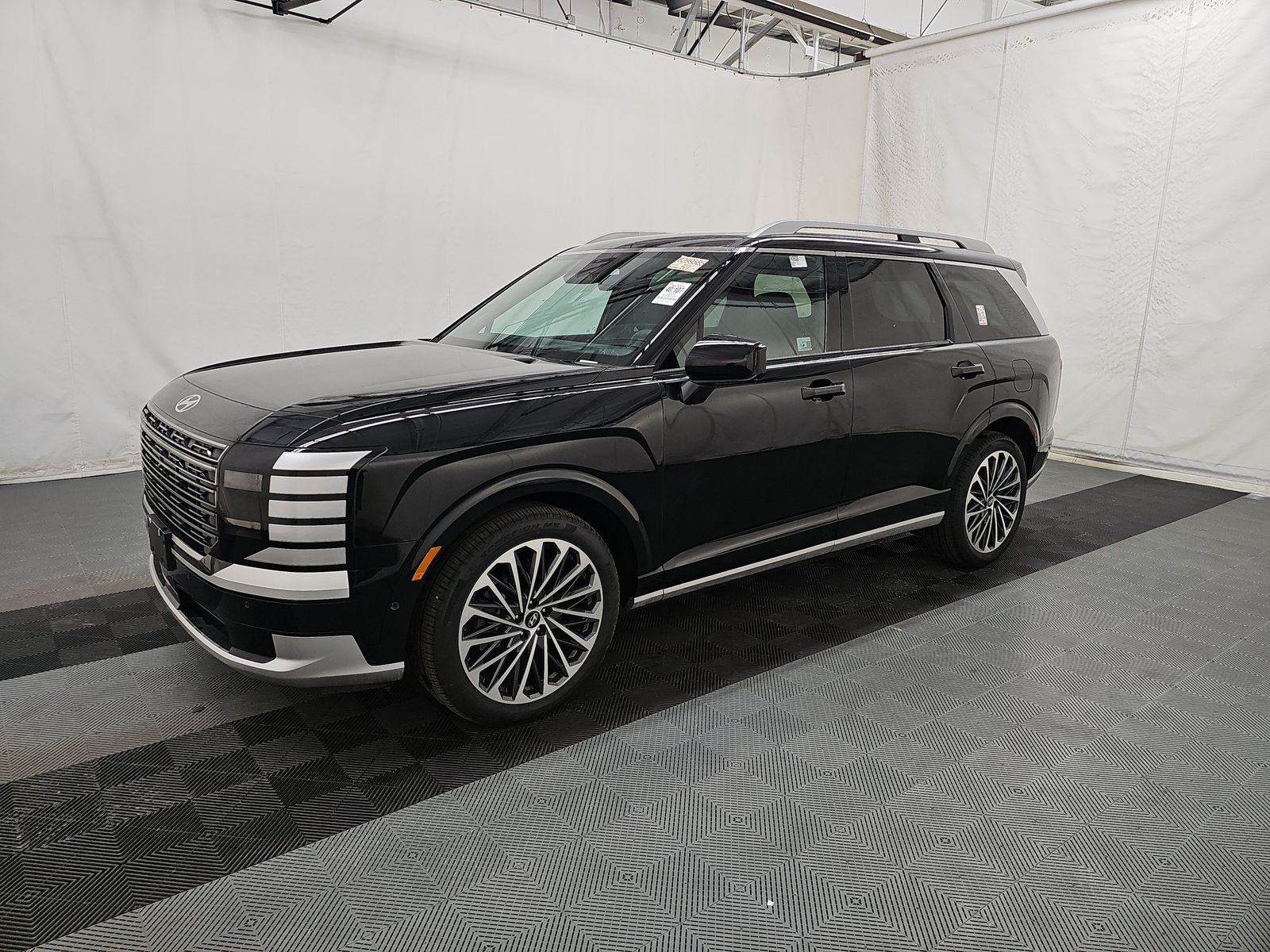 HYUNDAI CALLIGRAPH - 1