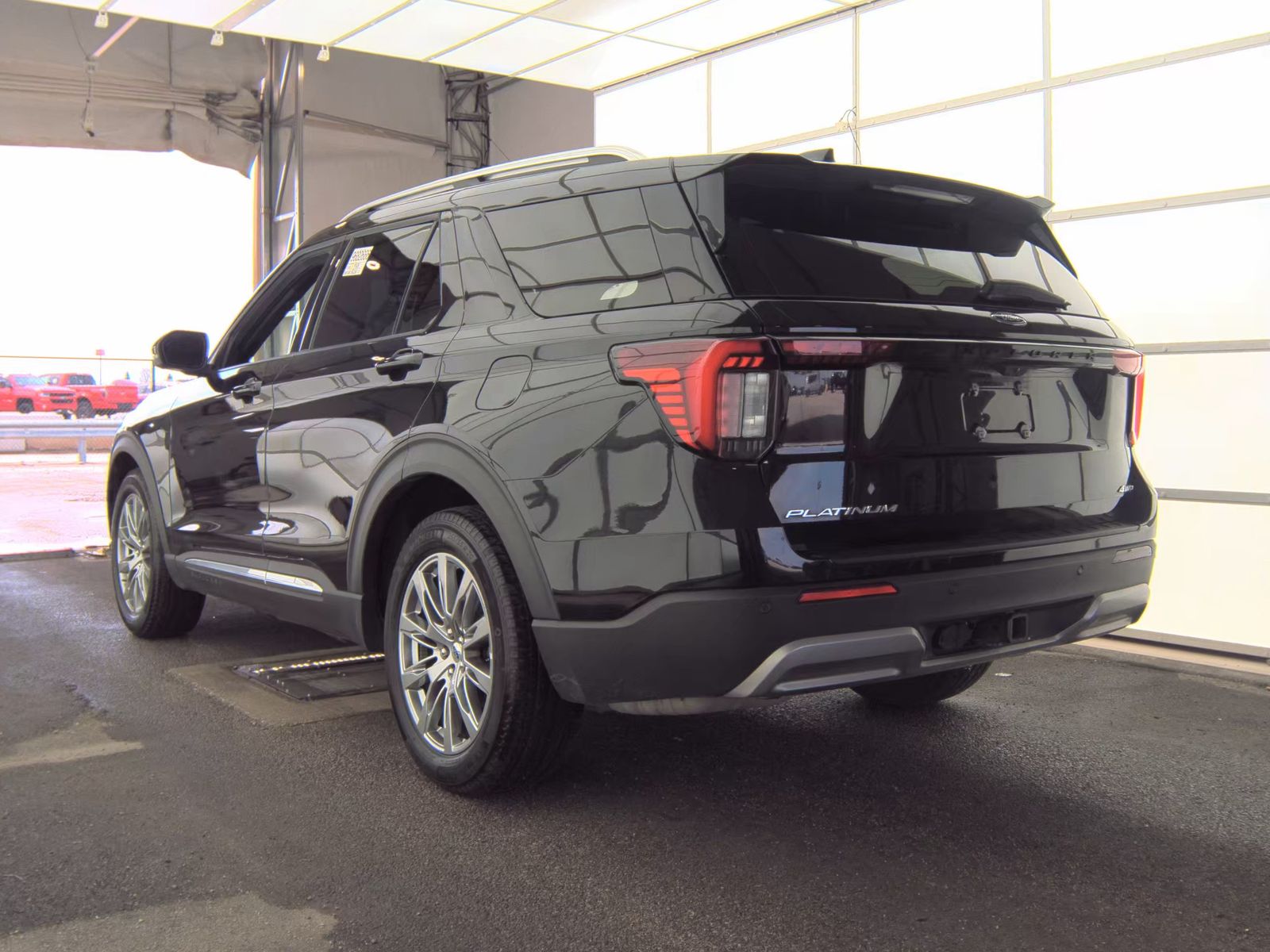 FORD EXPLORER - 9