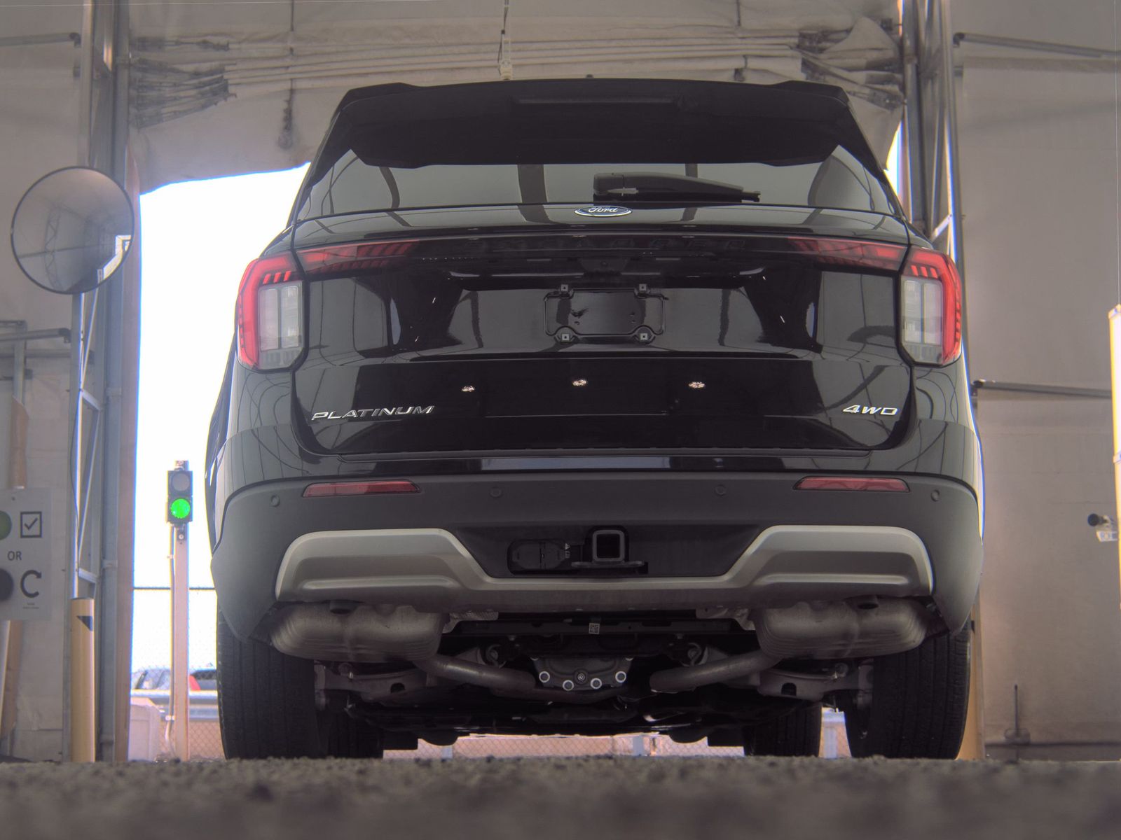FORD EXPLORER - 8