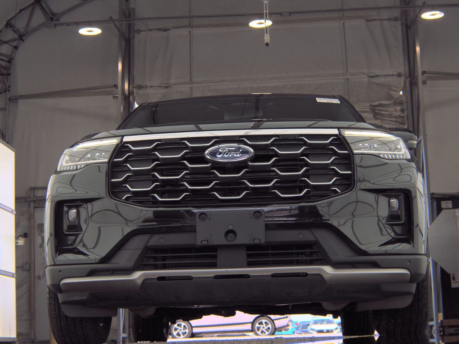 FORD EXPLORER - 4
