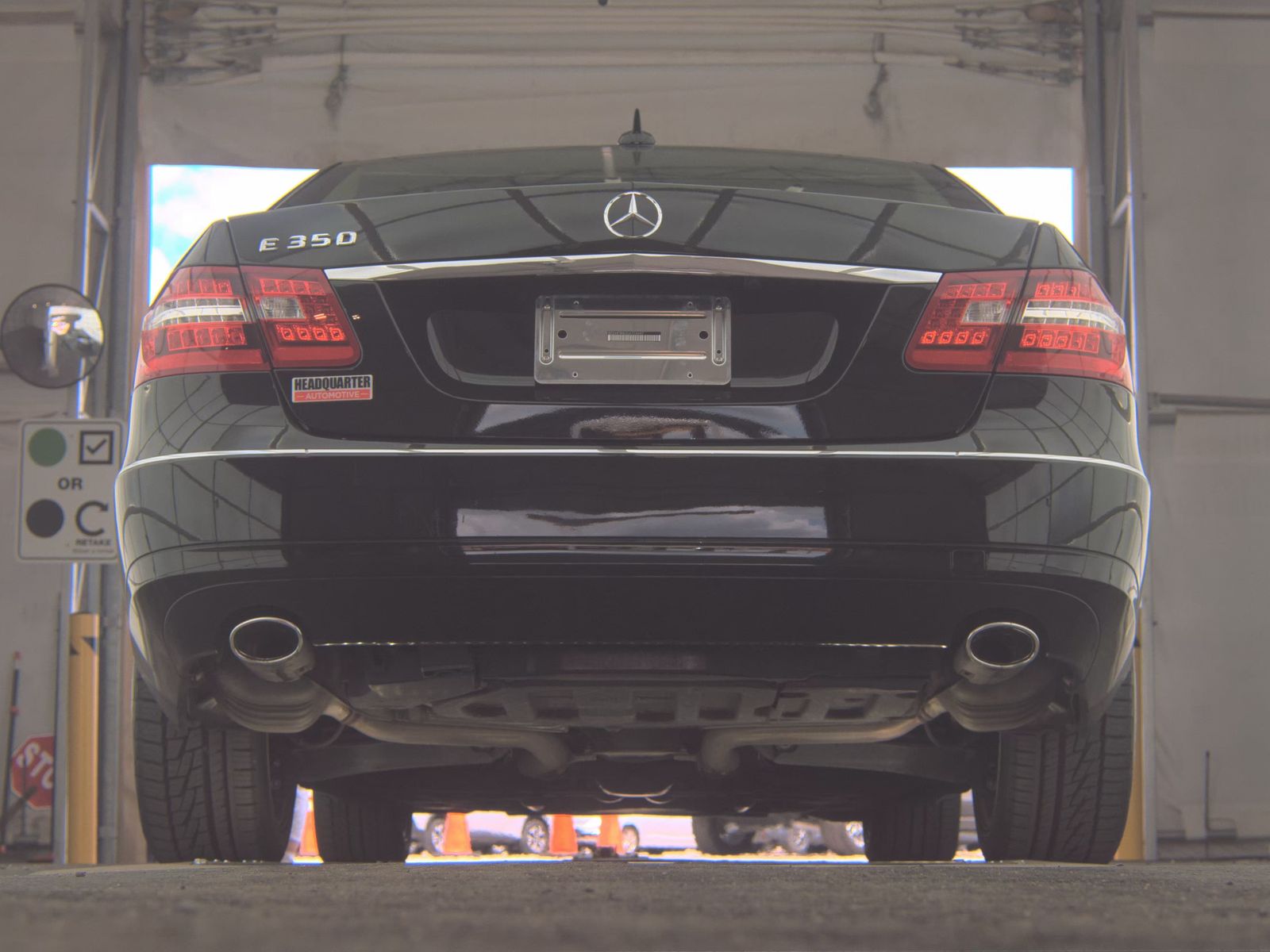 MERCEDES-BENZ E-CLASS - 8