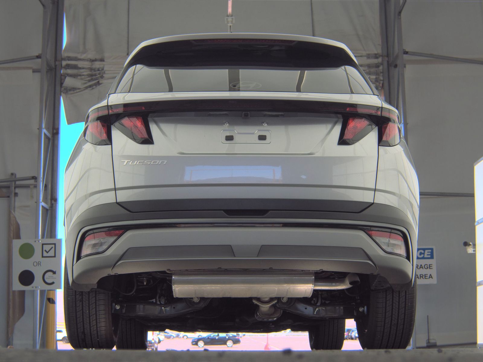 HYUNDAI TUCSON - 8
