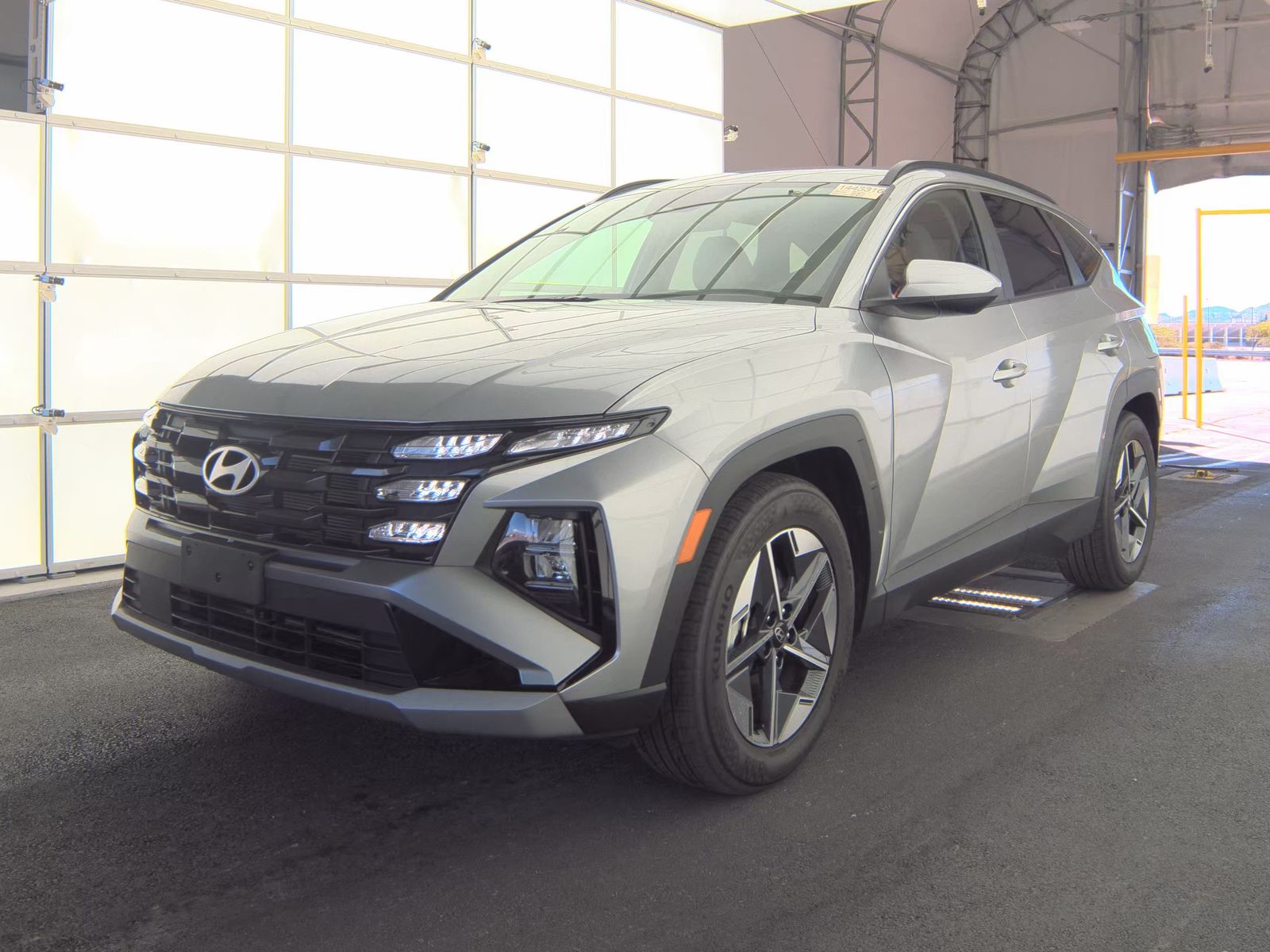 HYUNDAI TUCSON - 1