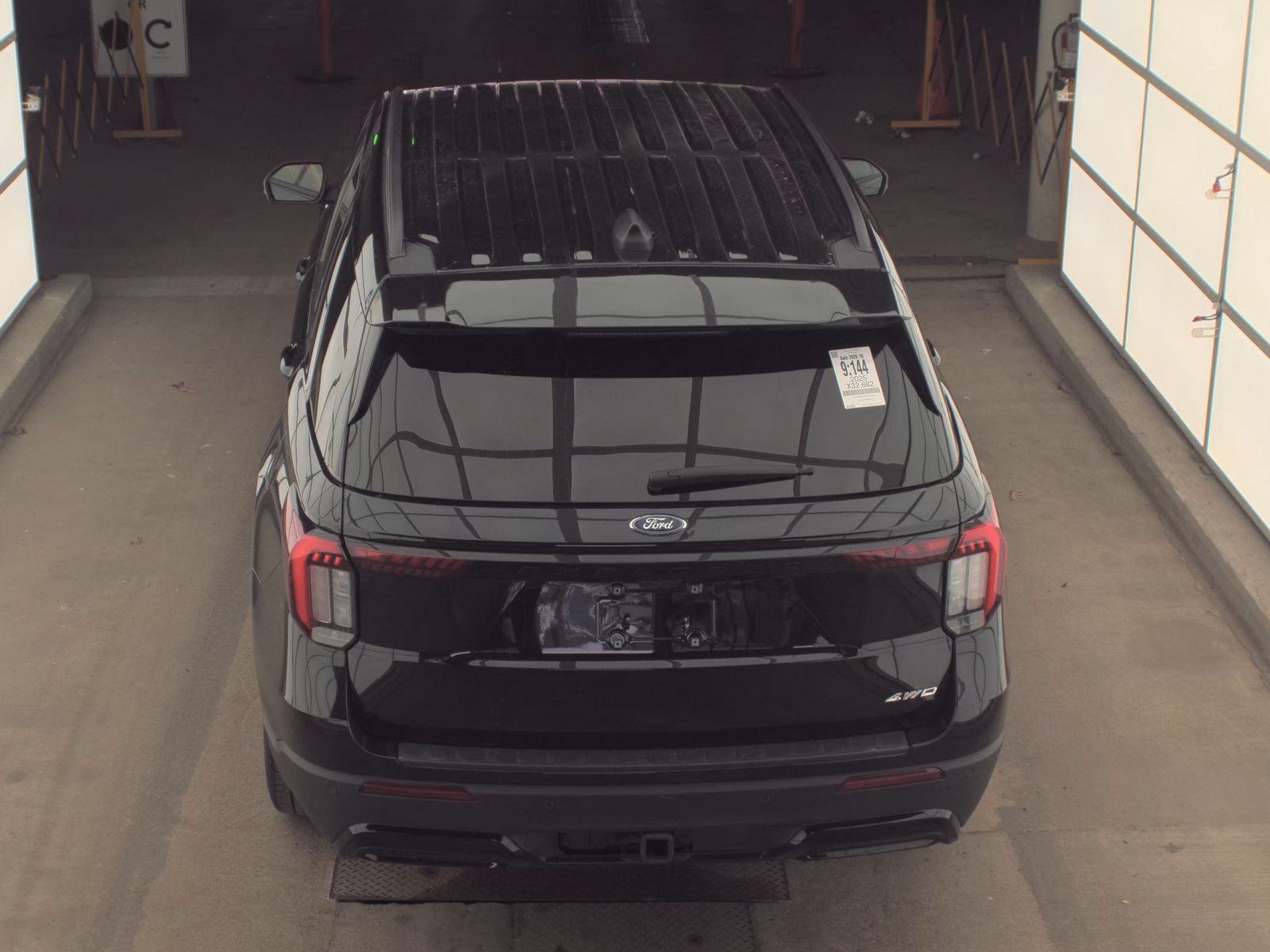 FORD EXPLORER - 7