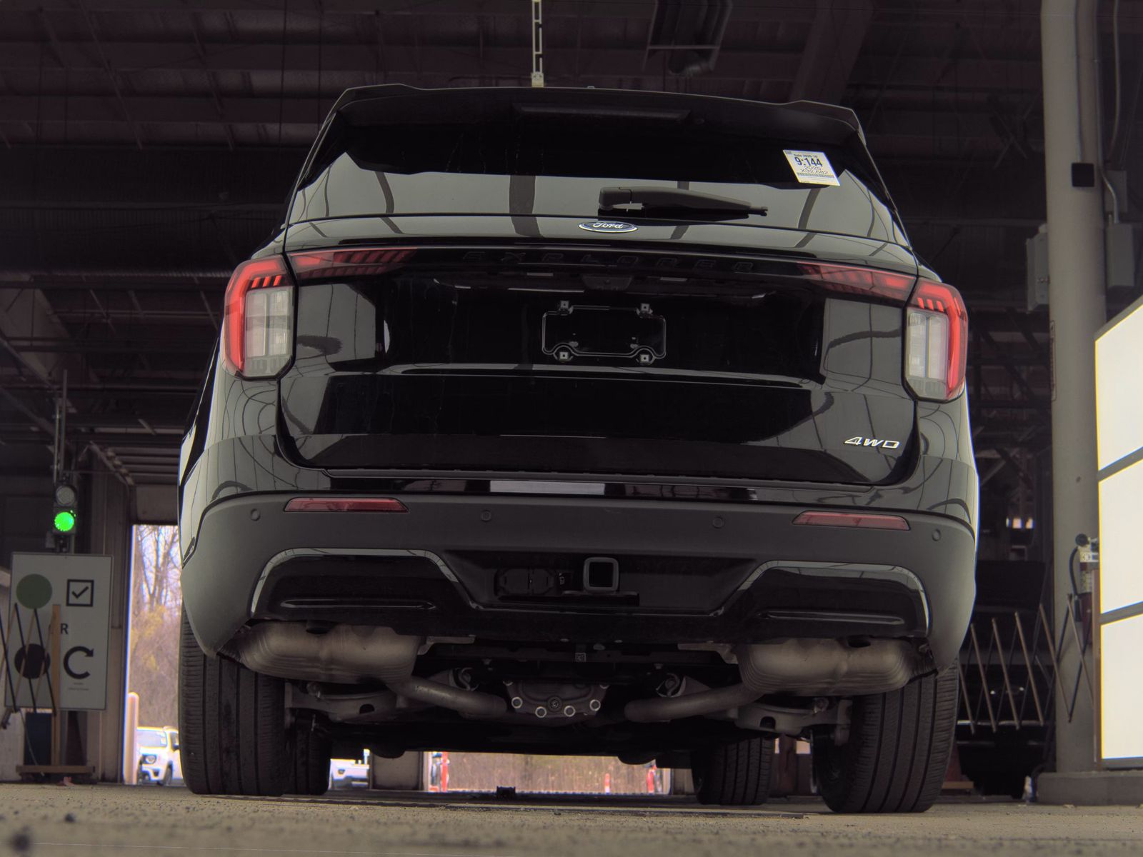 FORD EXPLORER - 8