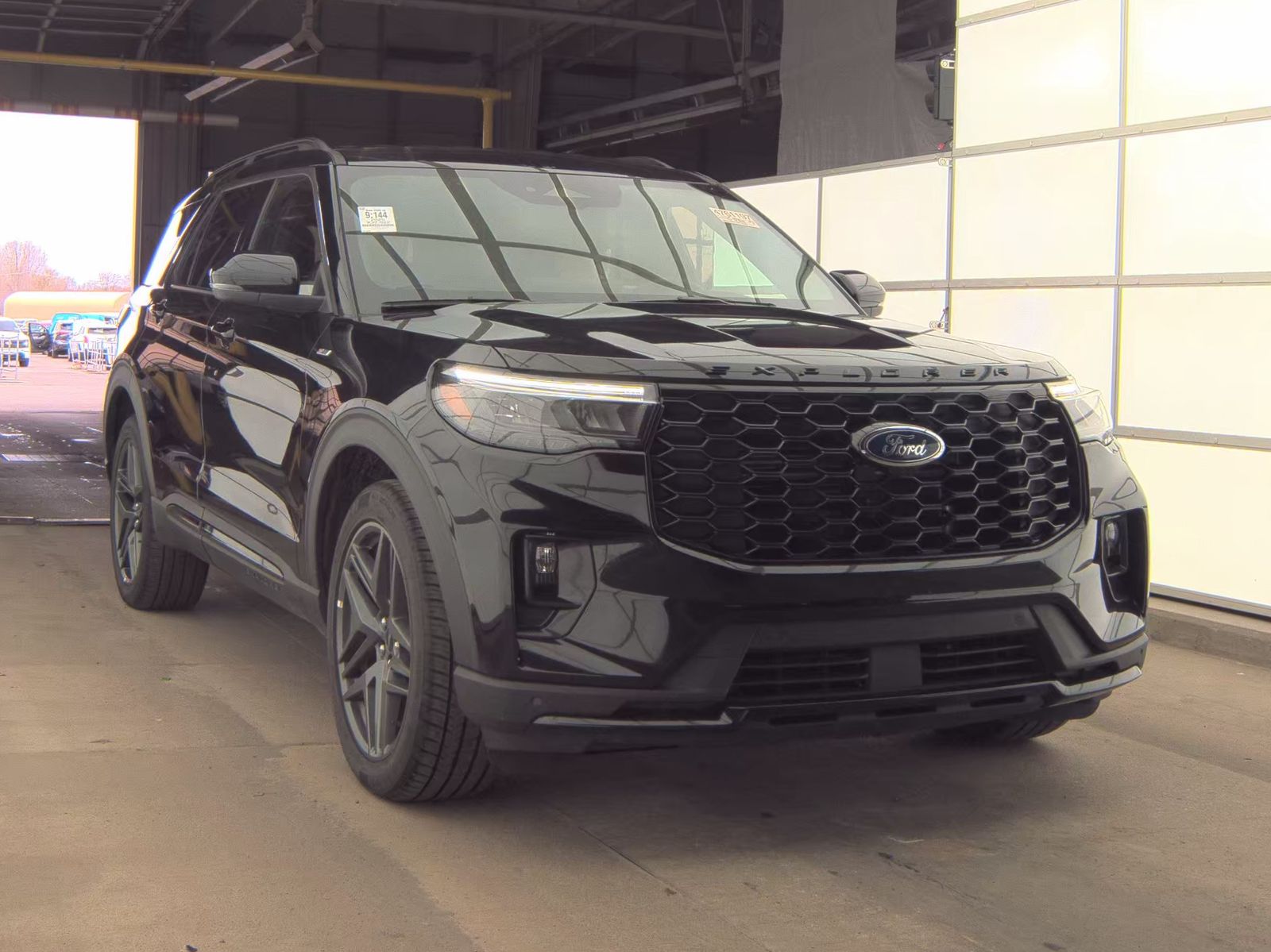 FORD EXPLORER - 5