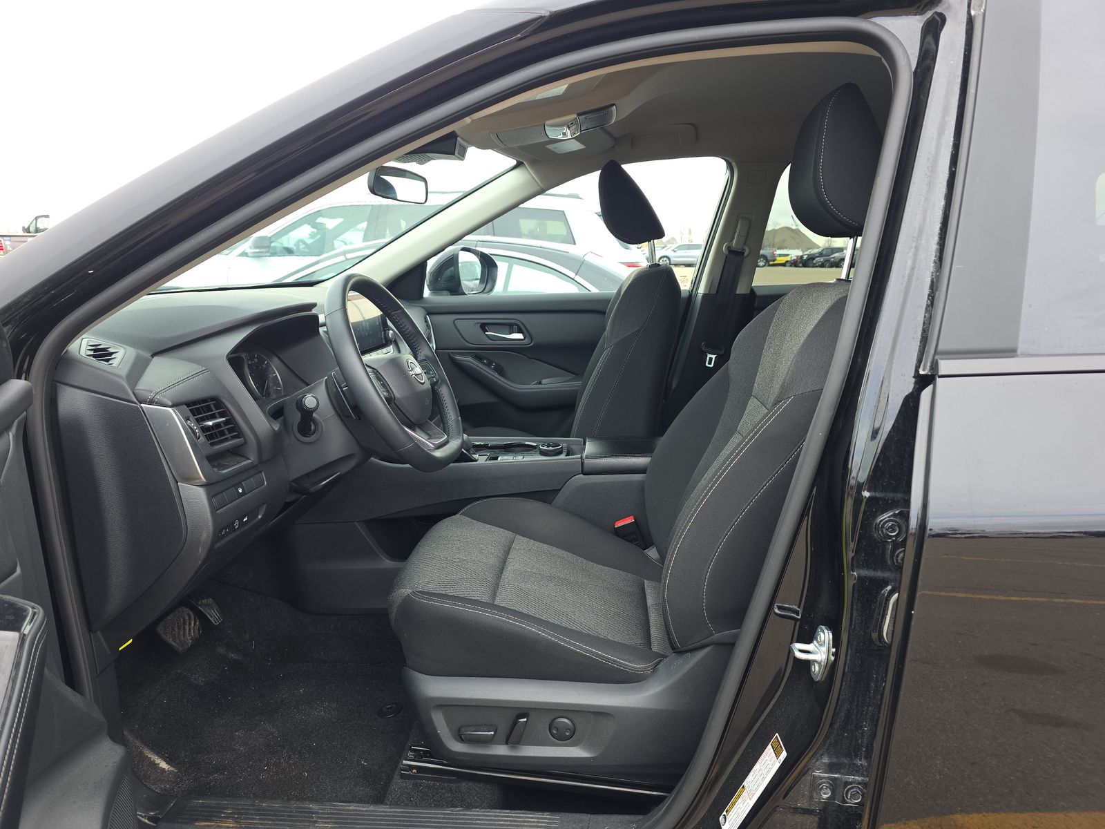 2025 Nissan Rogue SV AWD
