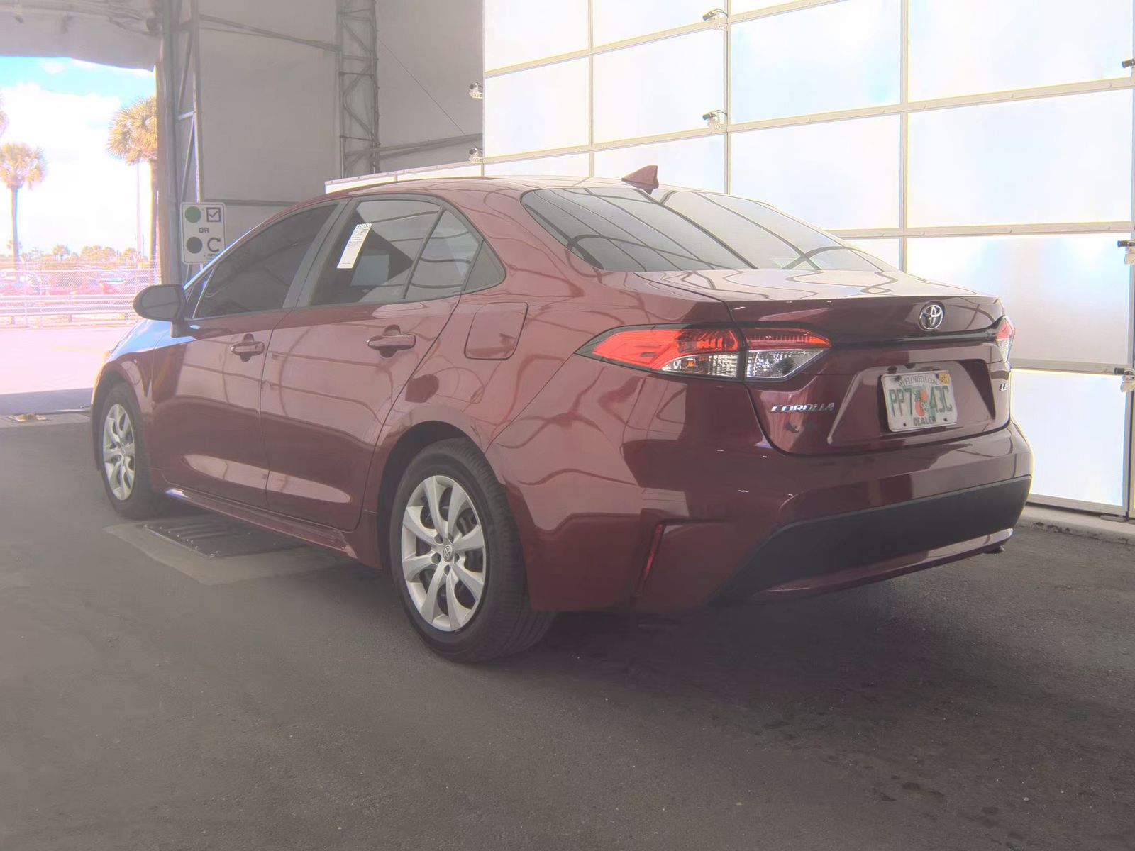 2022 Toyota Corolla LE FWD