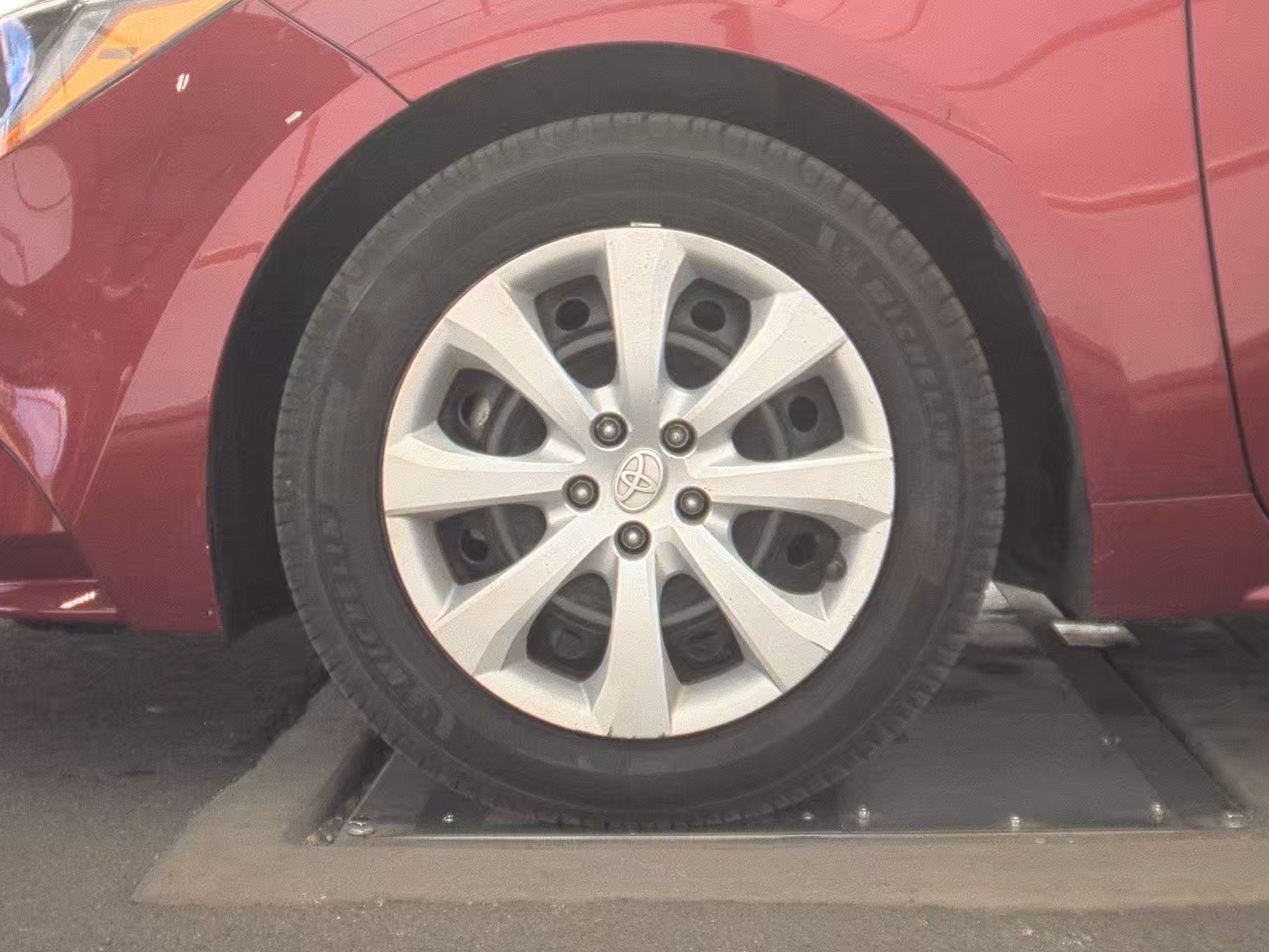 2022 Toyota Corolla LE FWD