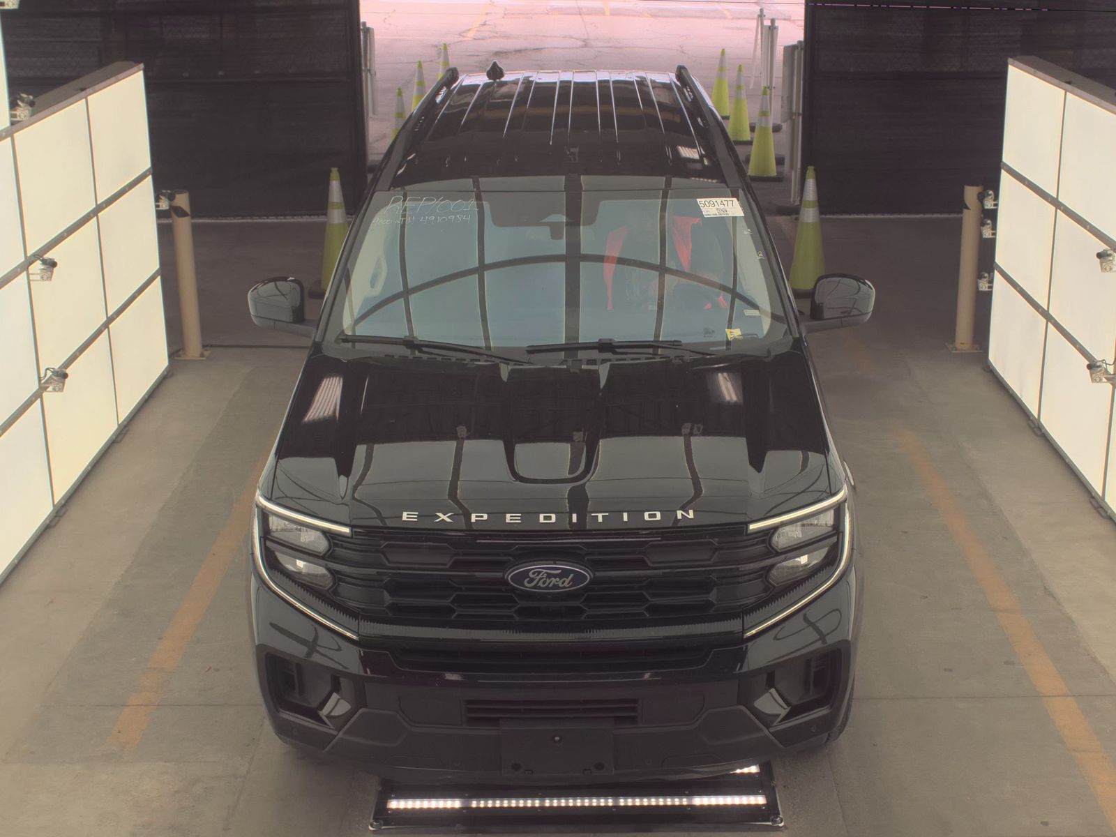 FORD EXPEDITION MAX - 3