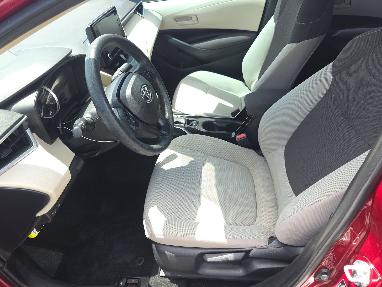 2022 Toyota Corolla LE FWD