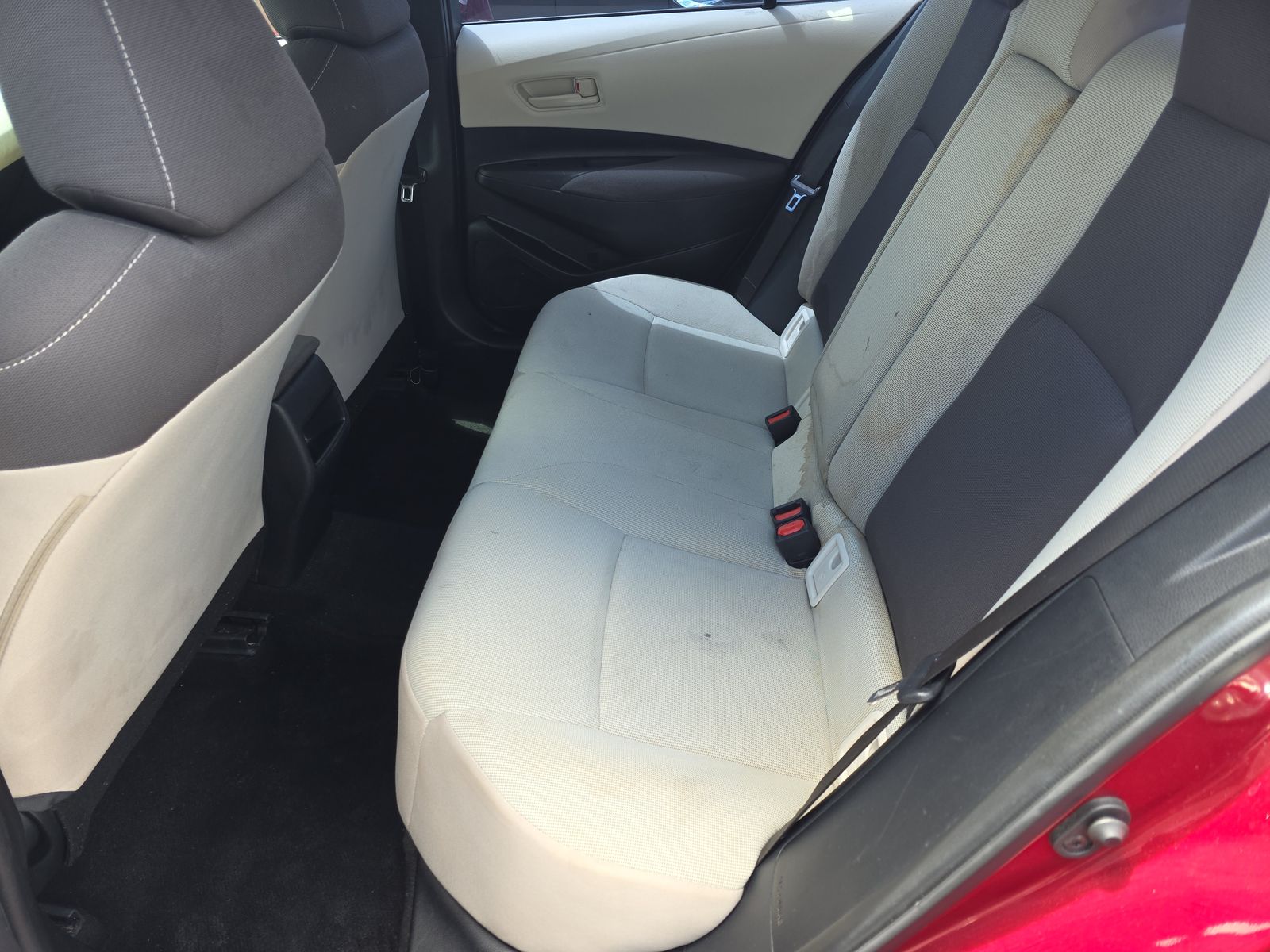 2022 Toyota Corolla LE FWD