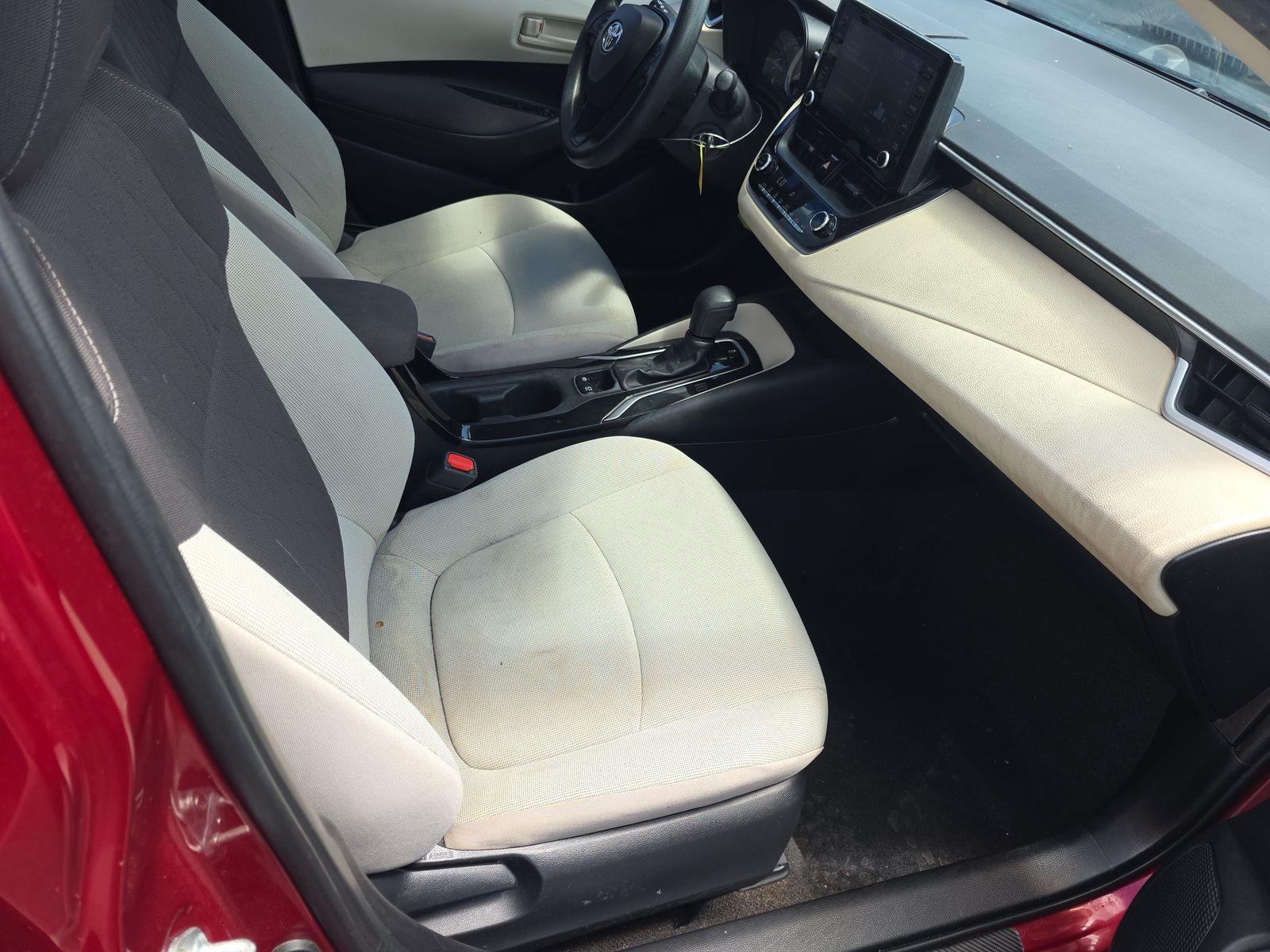 2022 Toyota Corolla LE FWD