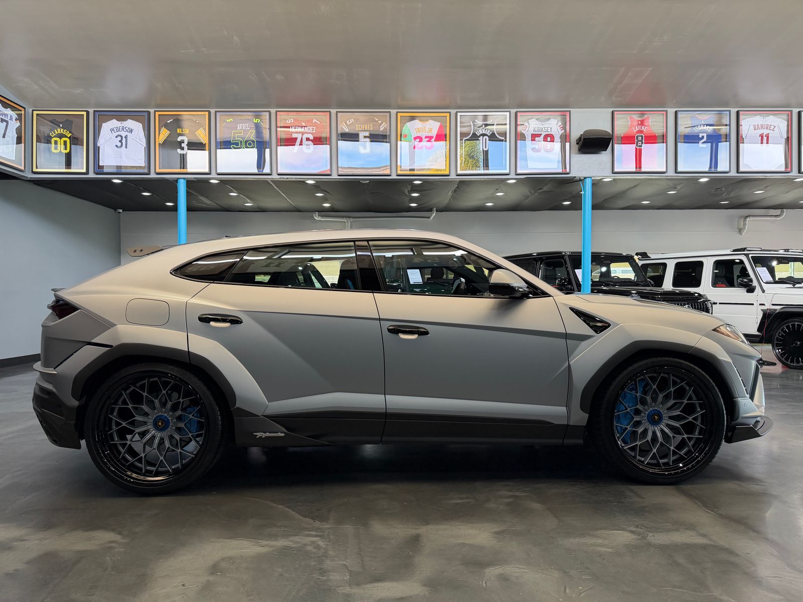 2024 Lamborghini Urus Performante AWD