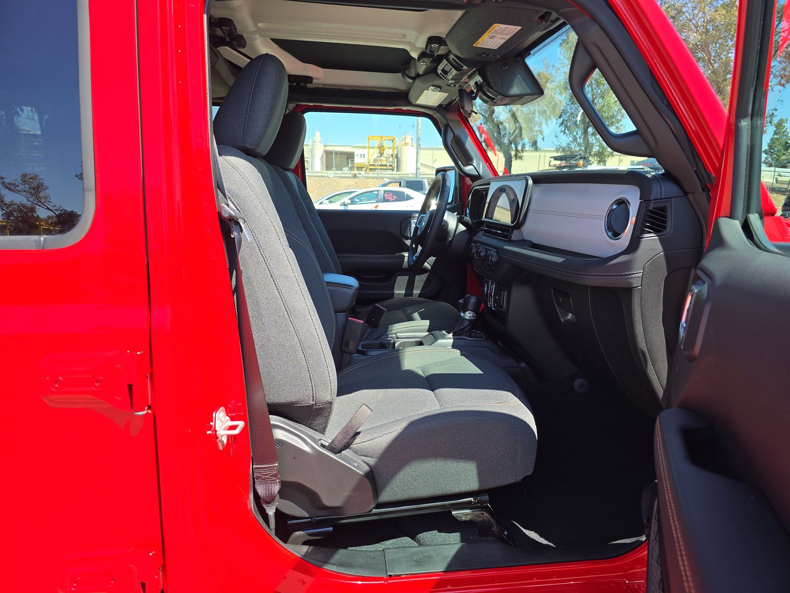 2024 Jeep Wrangler Sahara AWD