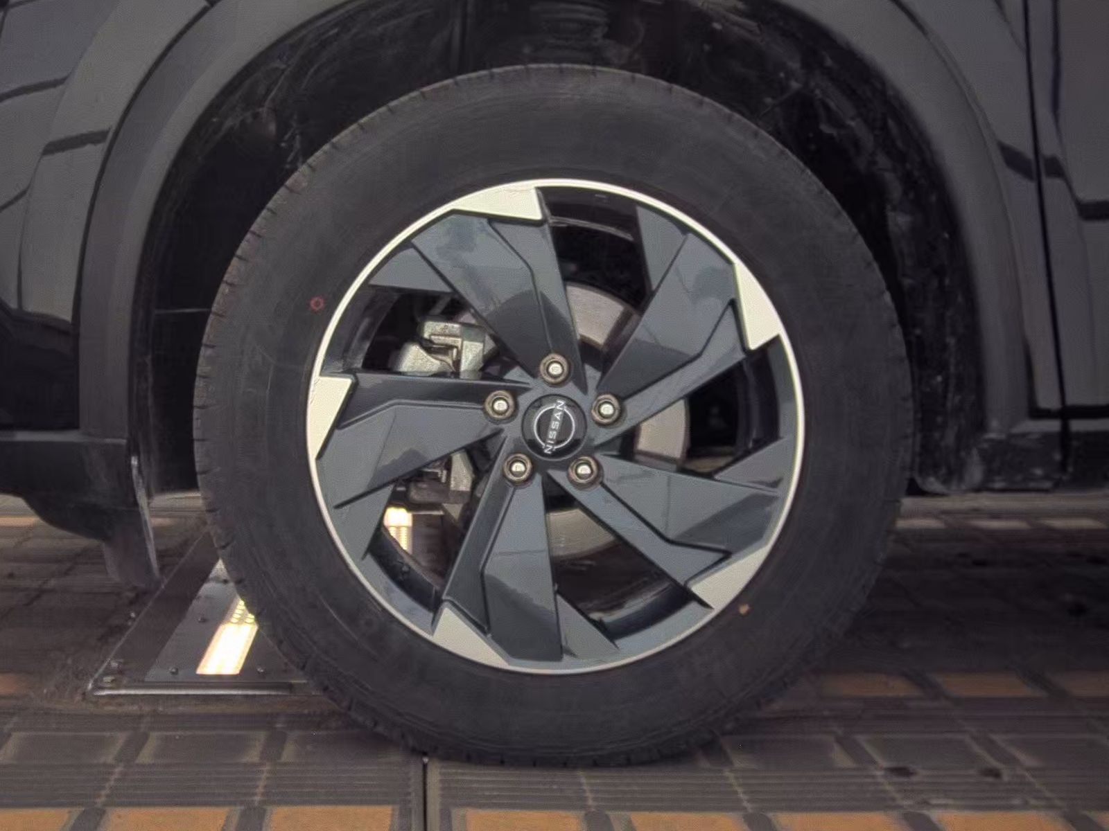 2025 Nissan Rogue SV AWD