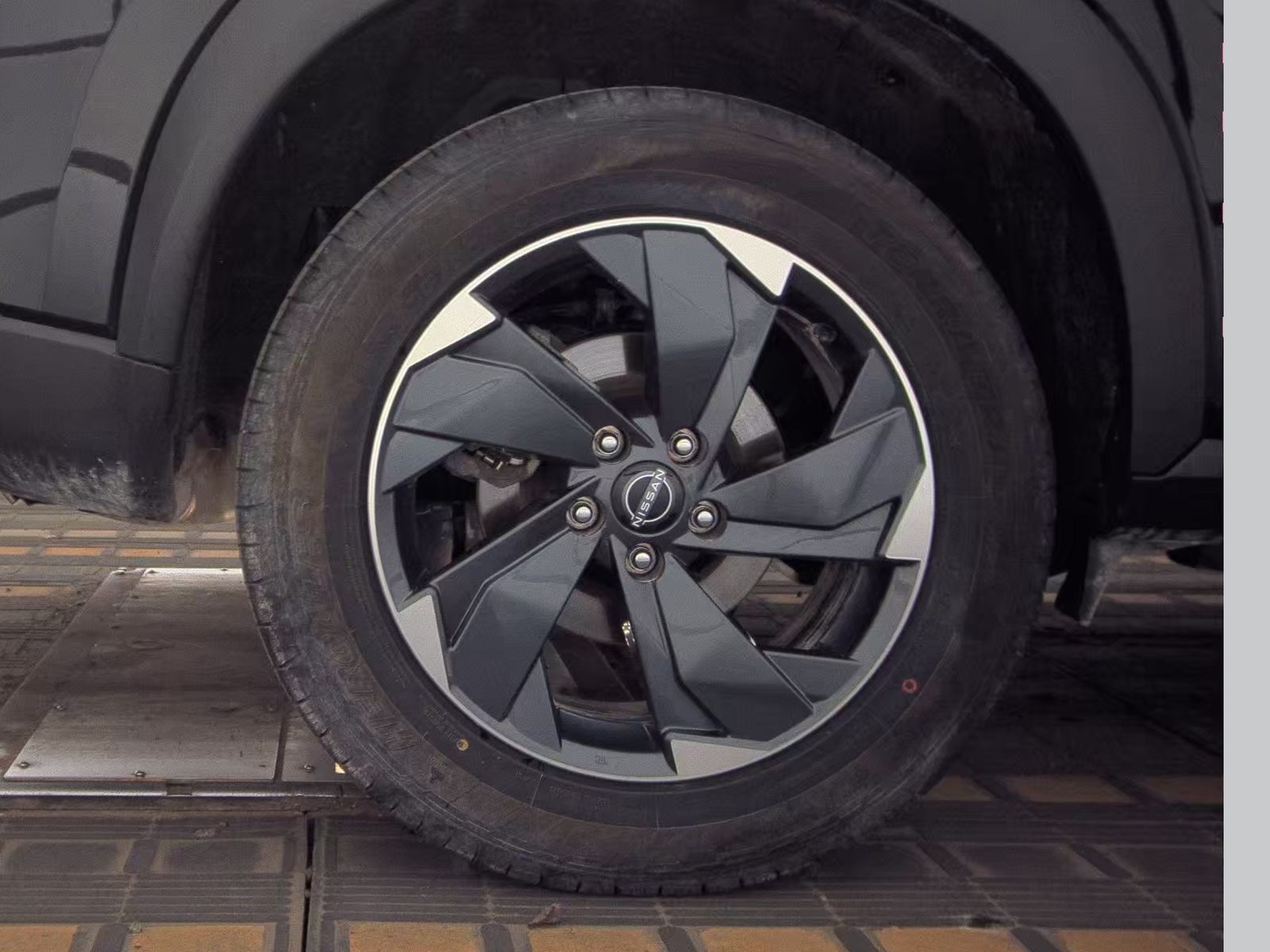 2025 Nissan Rogue SV AWD