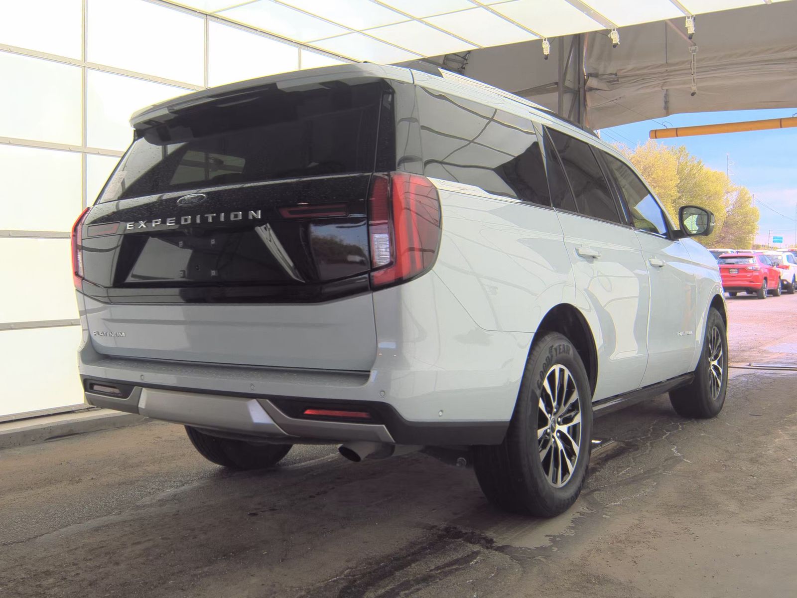 FORD EXPEDITION - 6