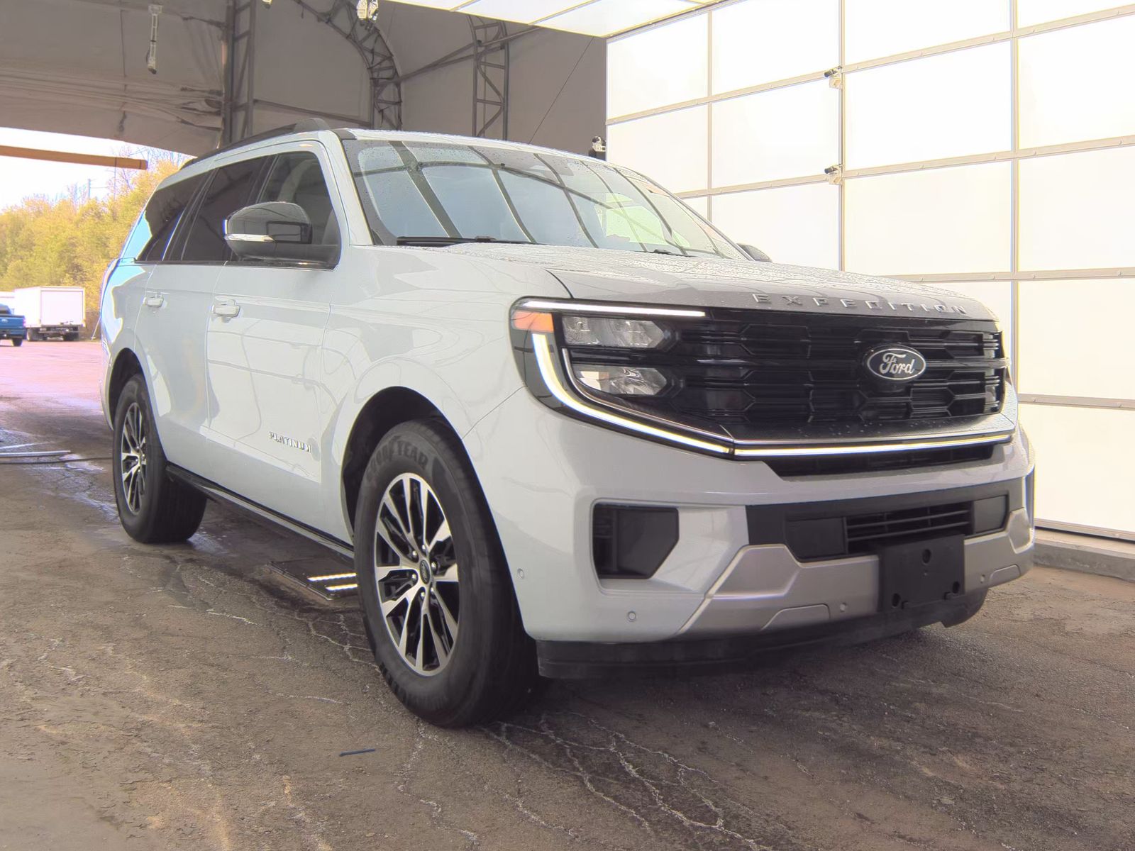 FORD EXPEDITION - 5