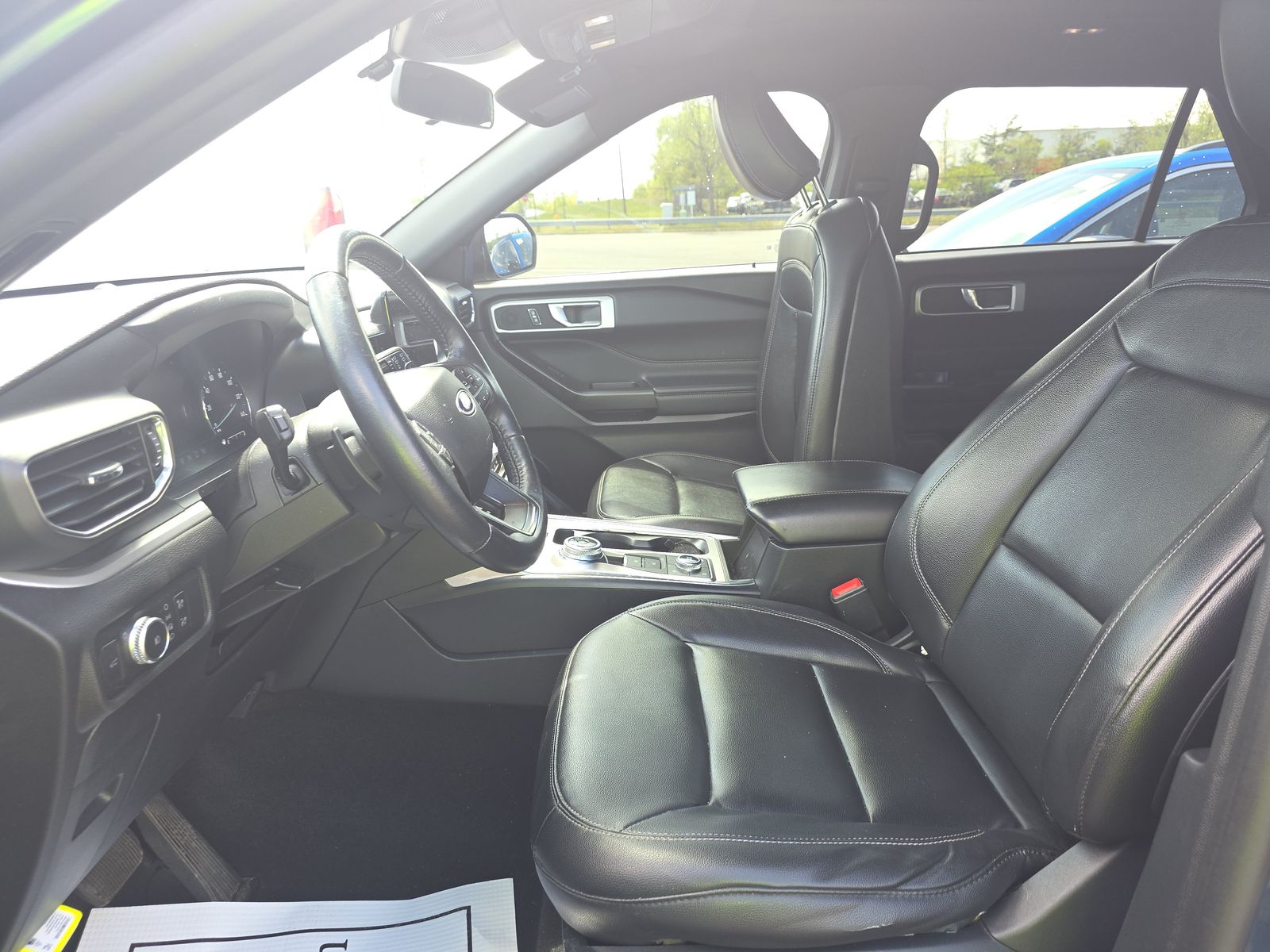 FORD EXPLORER - 8