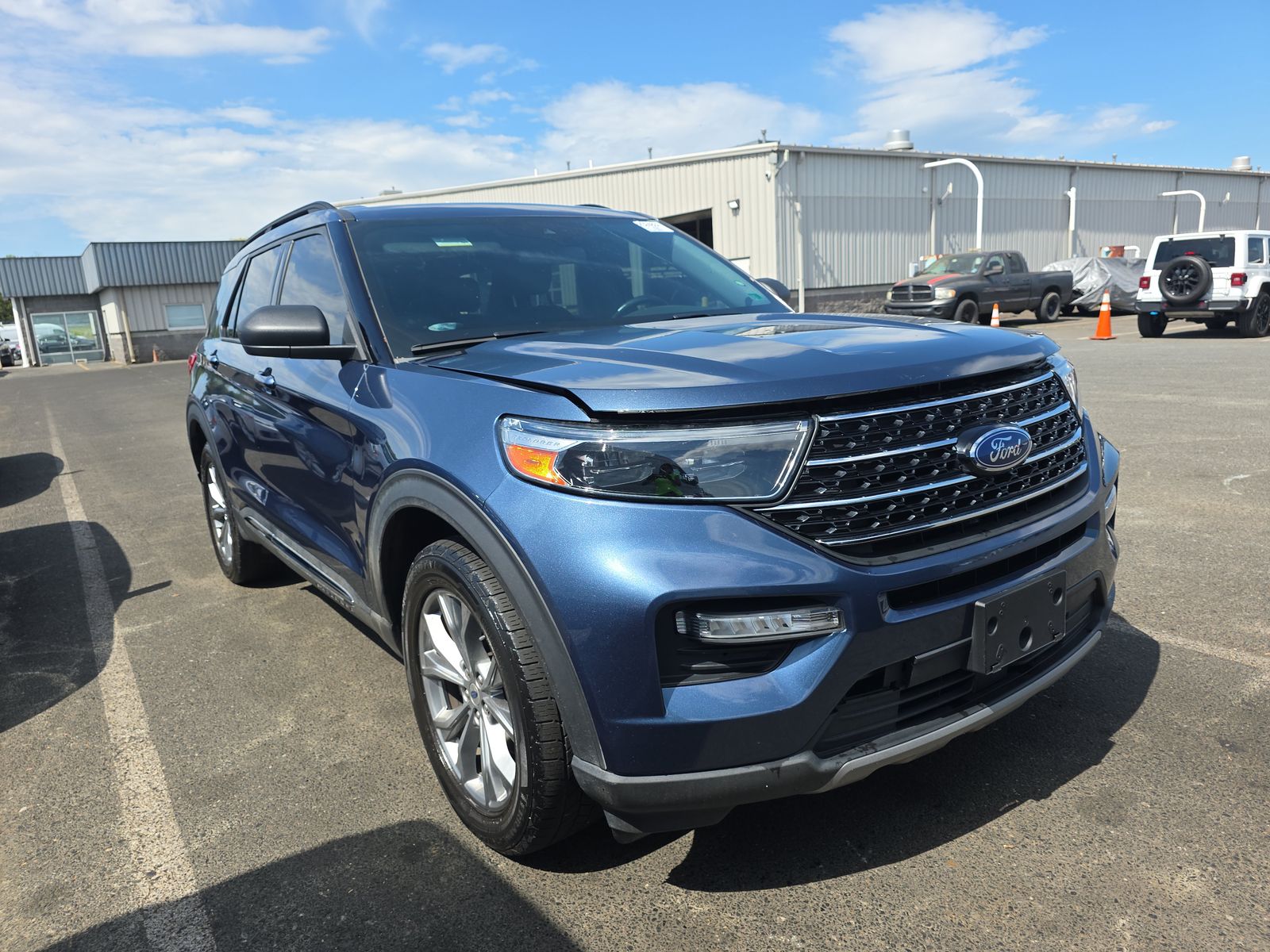FORD EXPLORER - 4