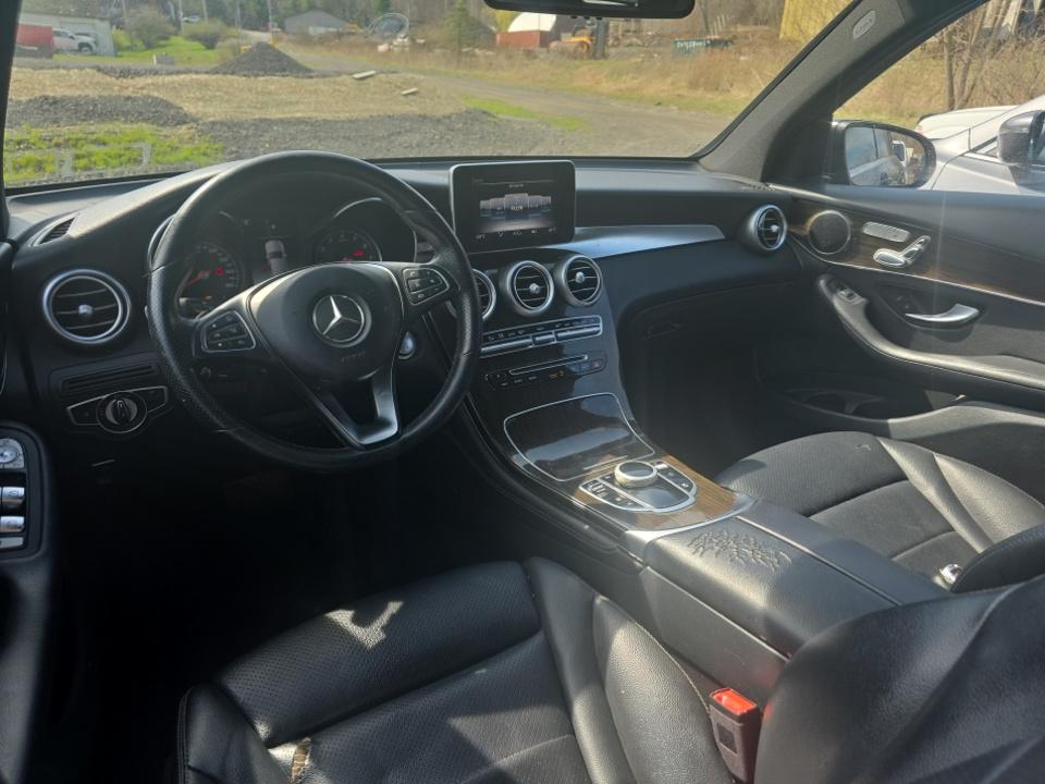 2019 Mercedes-Benz GLC GLC 300 AWD