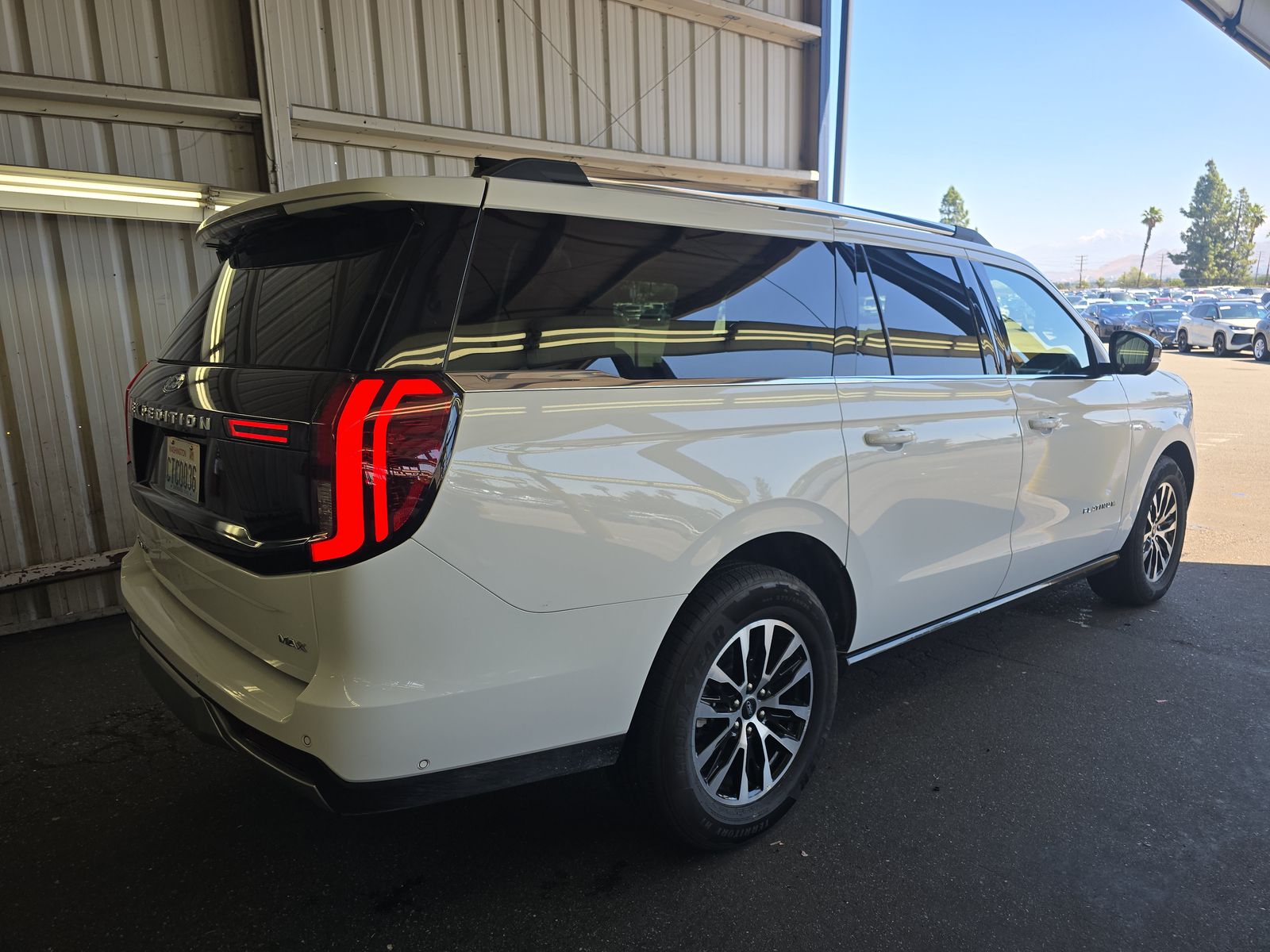 FORD EXPEDITION MAX - 5