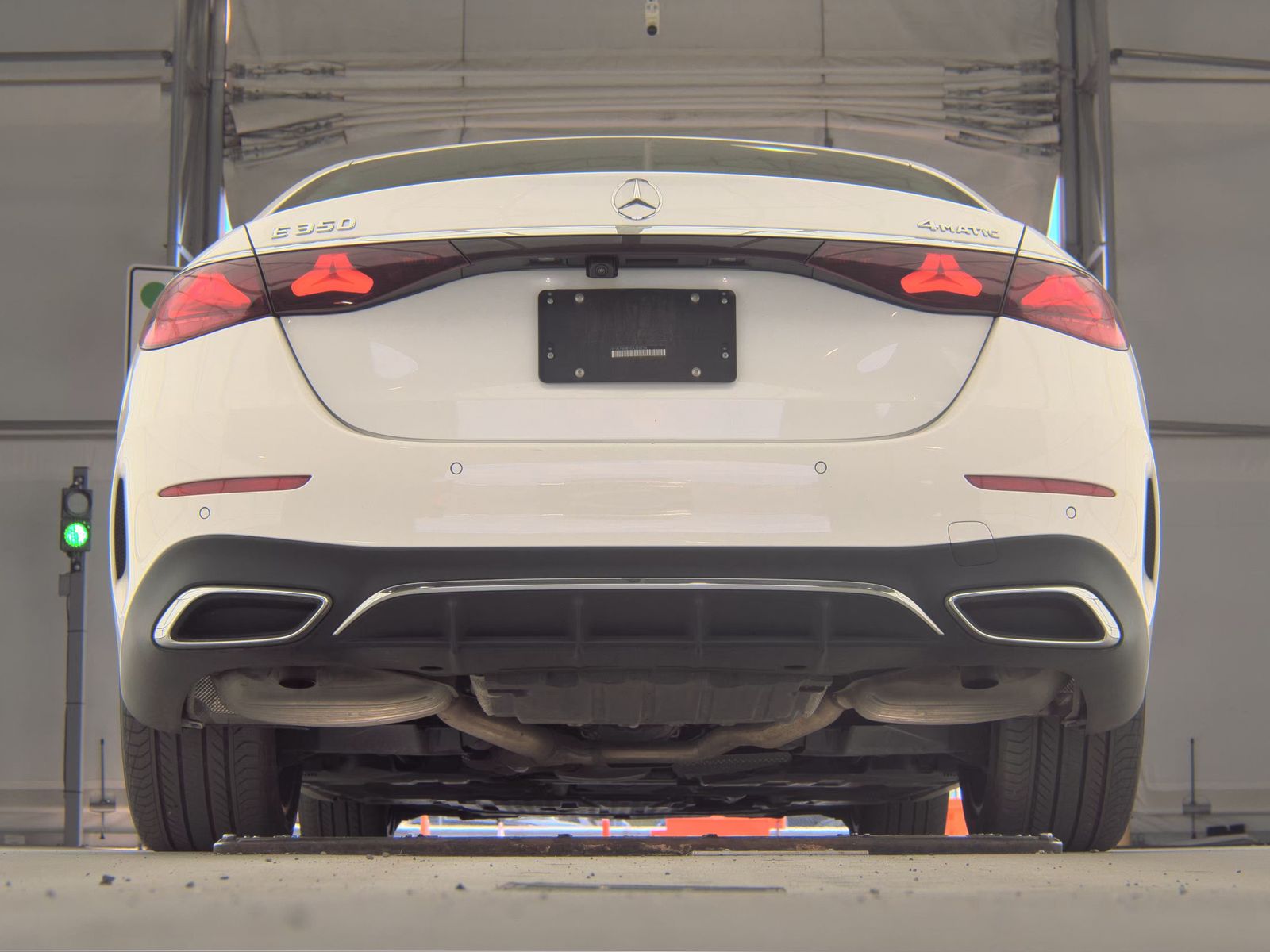 MERCEDES-BENZ E-CLASS - 8