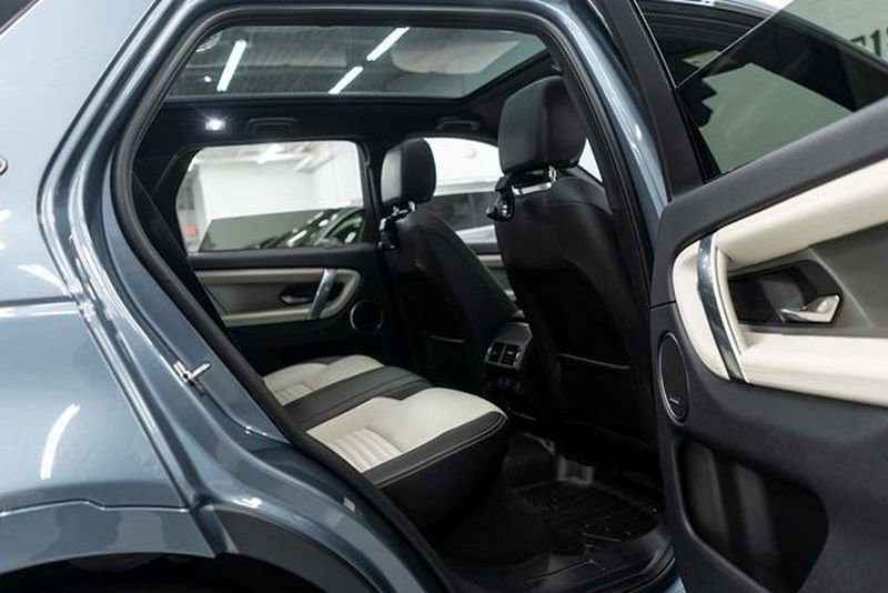 2023 Land Rover Discovery Sport S R-Dynamic AWD