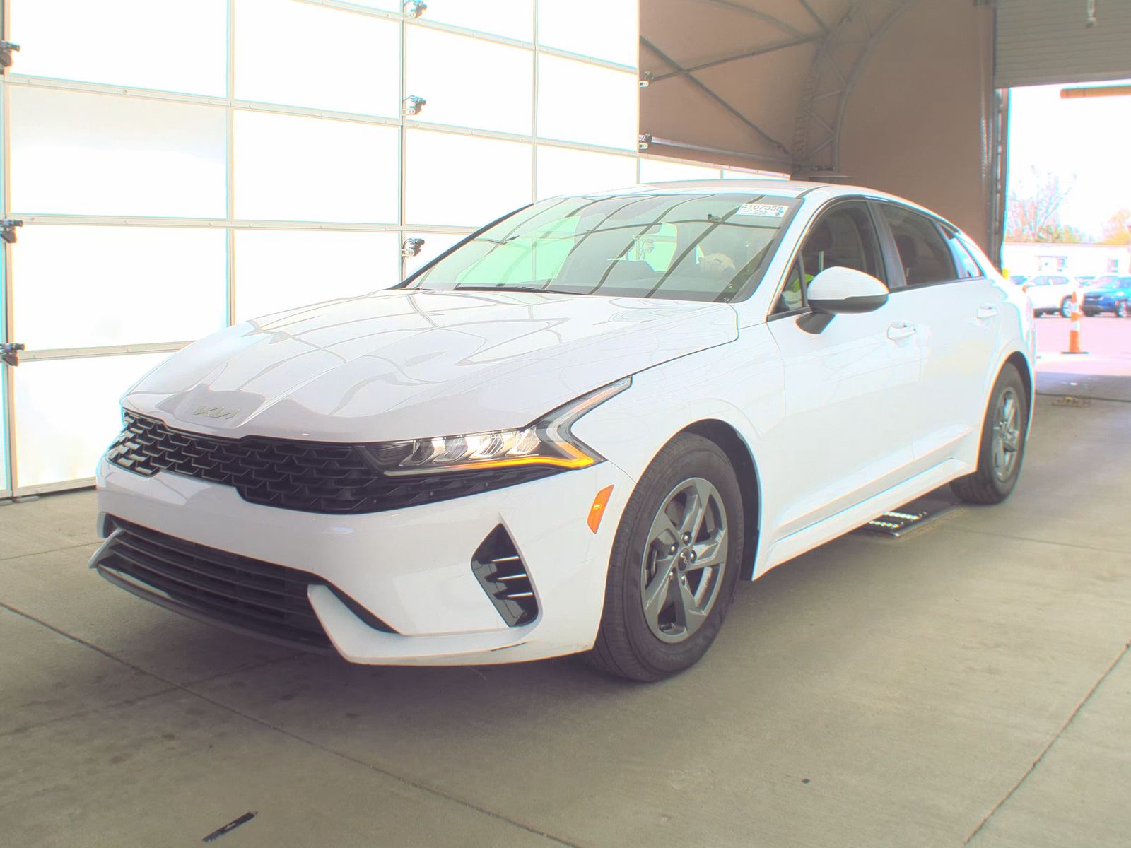 2023 Kia K5 LXS FWD