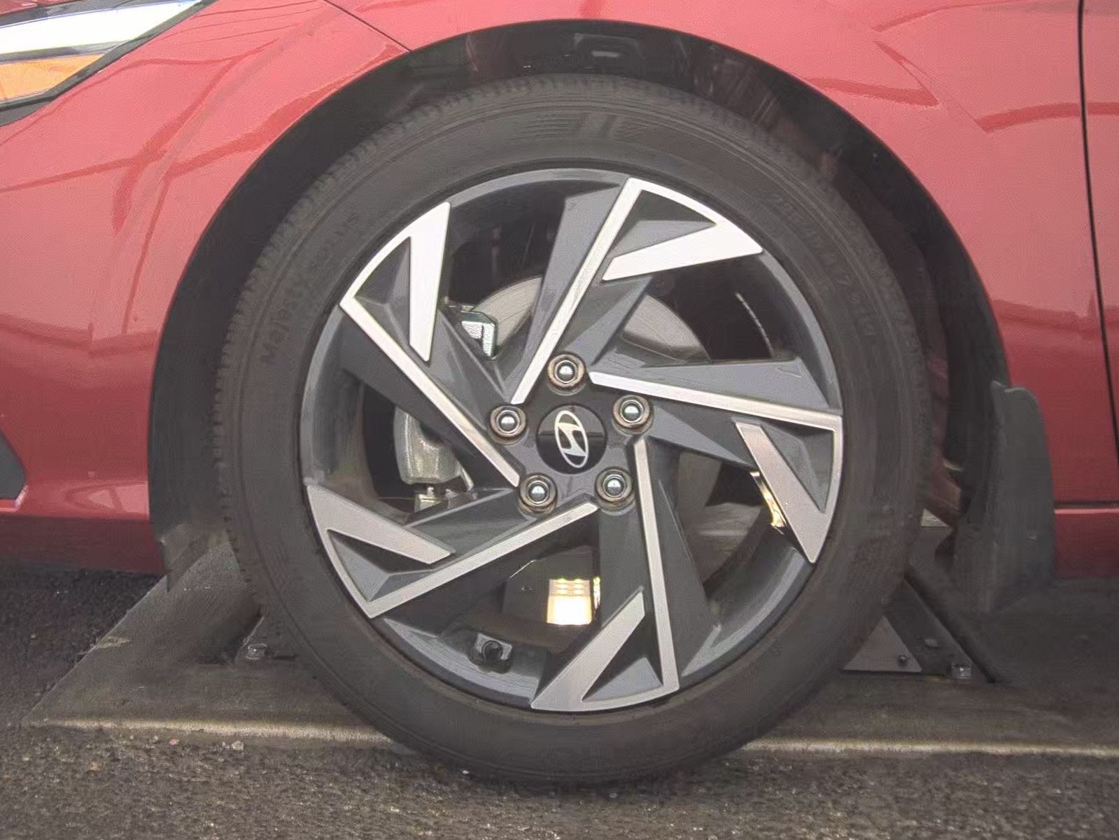 HYUNDAI SEL SPORT - 10