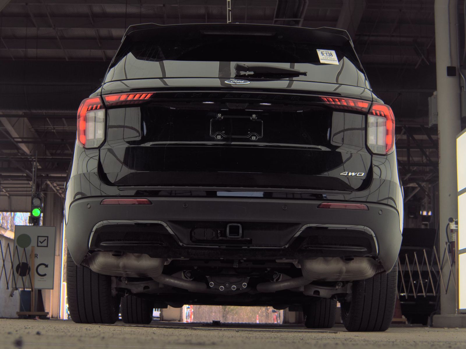 FORD EXPLORER - 8